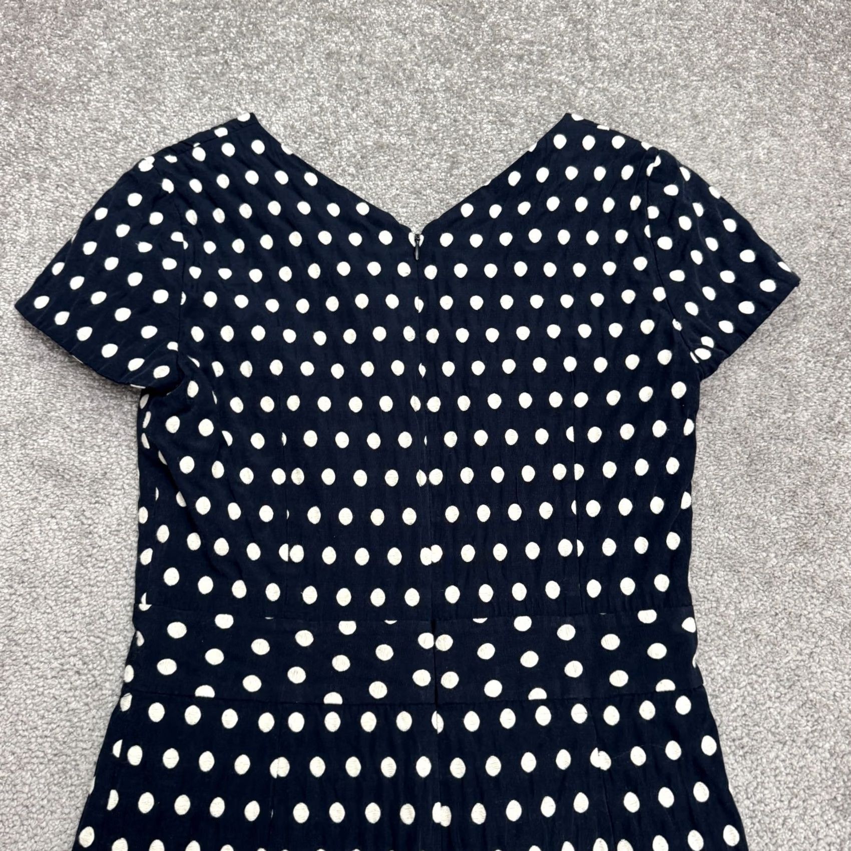 Banana Republic Banana Republic Sheath Dress Womens 4 Blue Navy White Polka Dot Textured V-Neck Size S / US 4 / IT 40 - 4 Thumbnail