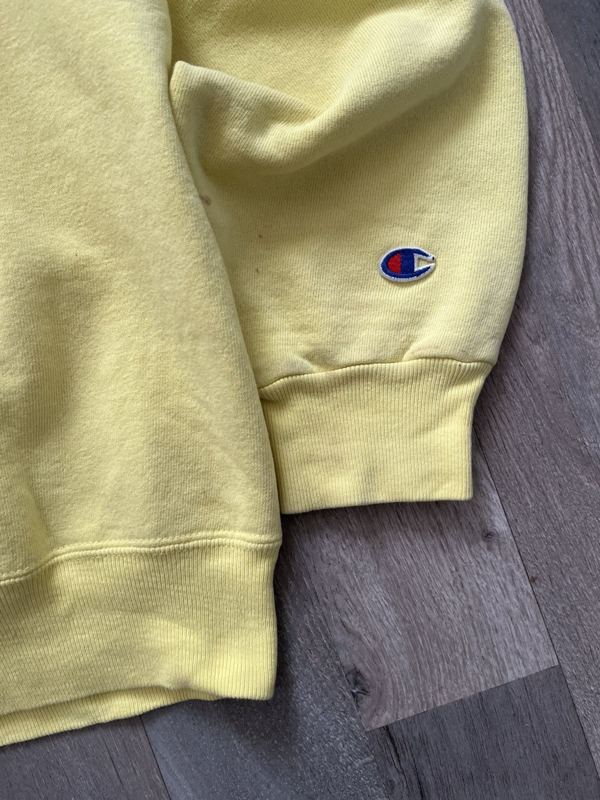 Champion Vintage Champion miUSA Yellow Crewneck Size US L / EU 52-54 / 3 - 4 Thumbnail