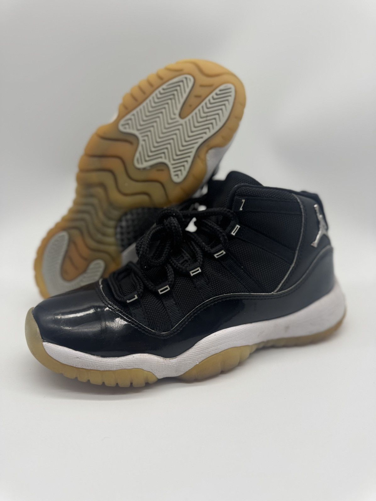 Nike Air Jordan Retro 11 Jubilee GS Black 378038-011 Youth Size 6 Size US 6 / EU 39 - 1 Thumbnail