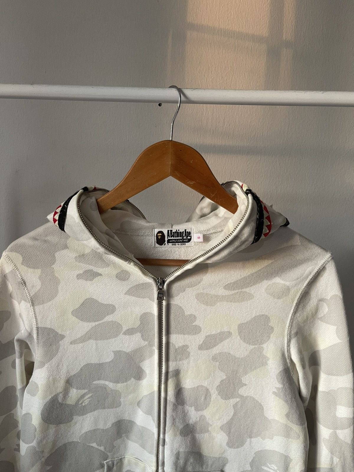 Bape 2000s Bape Shark Glow in The Dark Fullzip Hoodie A2 Size US S / EU 44-46 / 1 - 4 Thumbnail