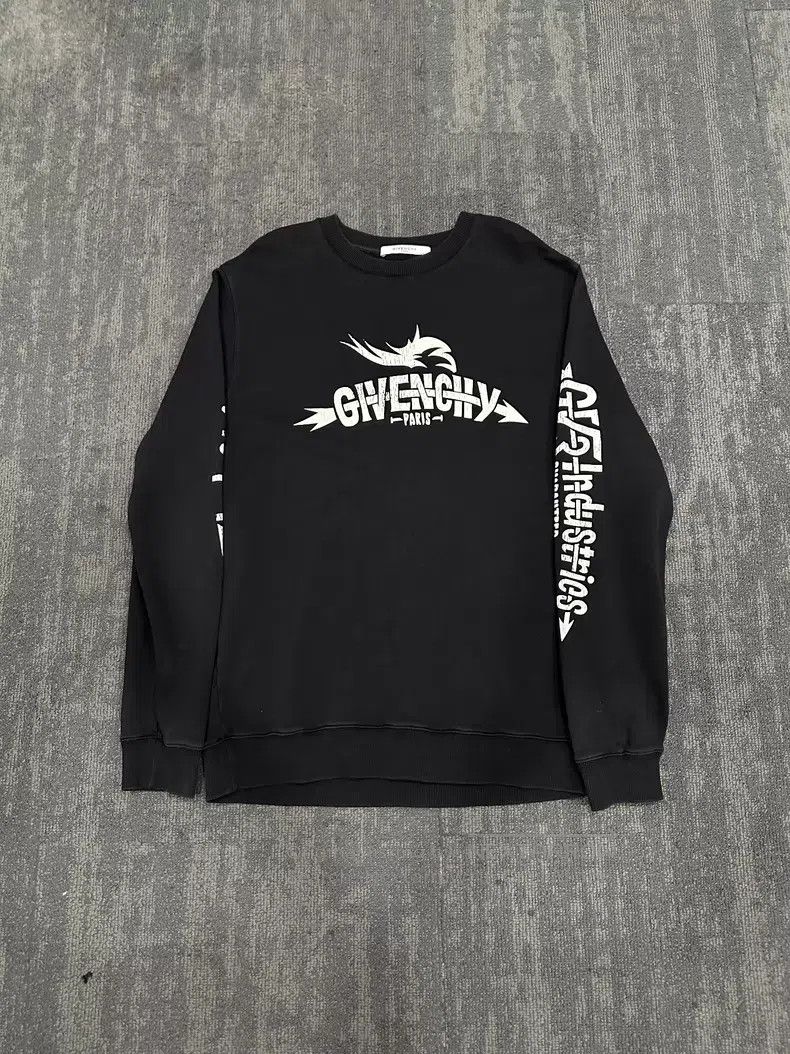 Givenchy Givenchy Long-Sleeve Sweatshirt Size US XL / EU 56 / 4 - 1 Thumbnail