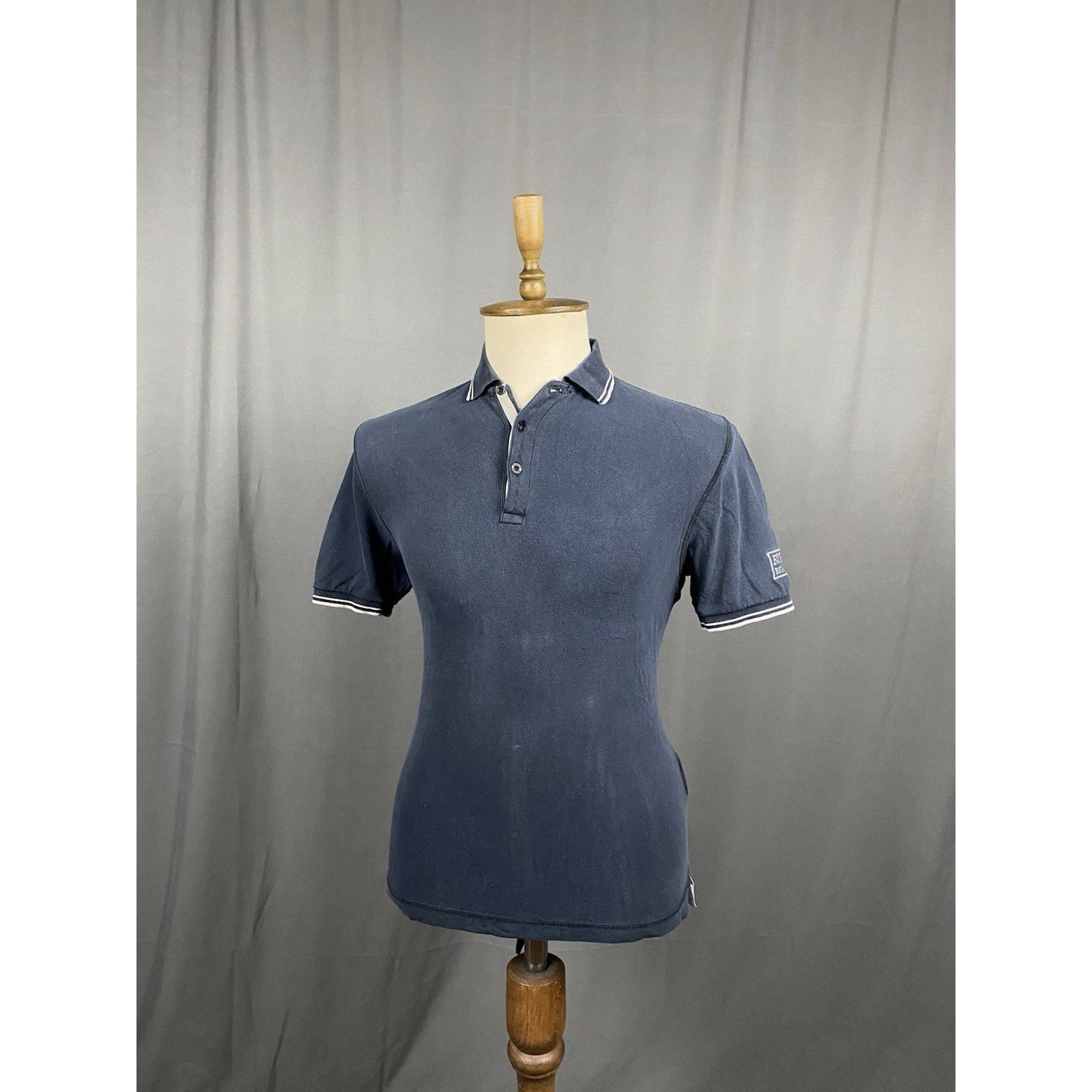 Burberry Burberry Vintage Men's Distressed Blue Polo T-Shirt Size 5 Size US XL / EU 56 / 4 - 5 Thumbnail