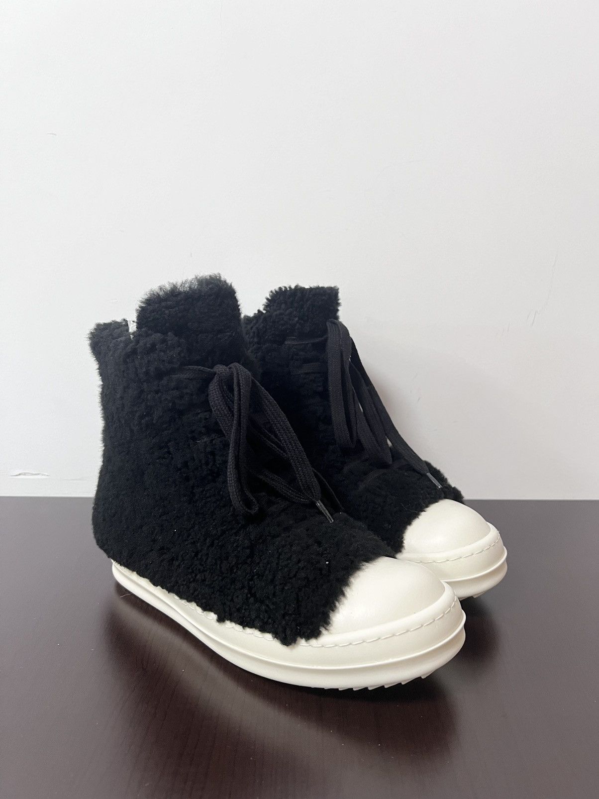 Rick Owens Rick owens mainline shearling ramones high top sneakers Size US 7 / IT 37 - 6 Thumbnail