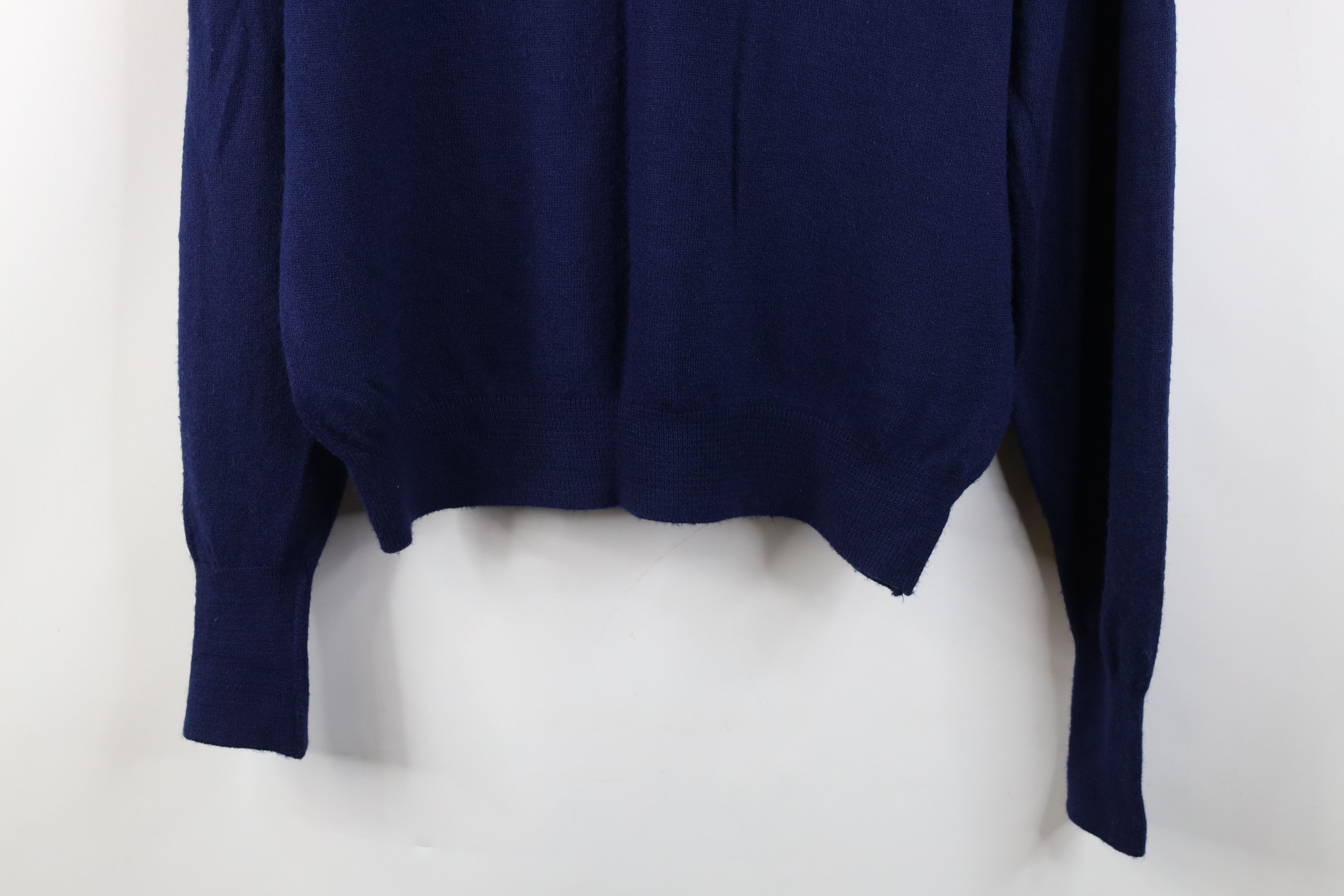 Christian Dior Monsieur Vintage 70s 80s Christian Dior Soft Knit V-Neck Sweater USA Size US L / EU 52-54 / 3 - 3 Thumbnail