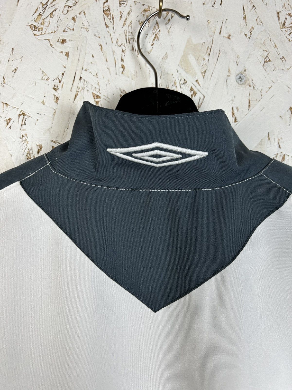 Umbro Umbro England 2007/09 Tracksuit Track Jacket Size M Size US M / EU 48-50 / 2 - 10 Thumbnail