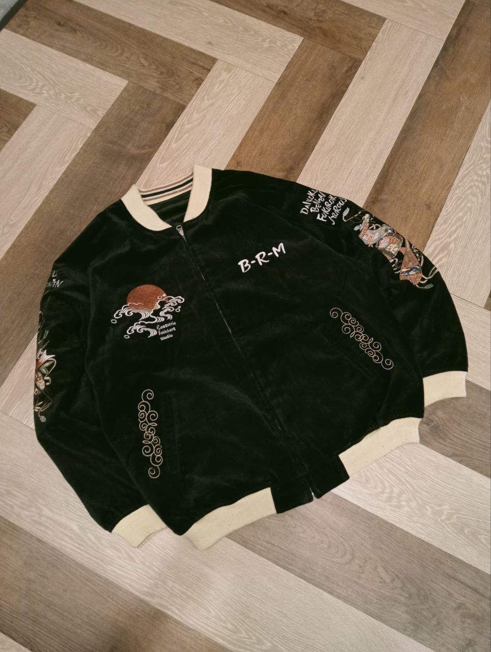 Japanese Brand VINTAGE SUKAJAN SOUVENIR JAPAN REVERSIBLE JACKET Size US XL / EU 56 / 4 - 9 Thumbnail