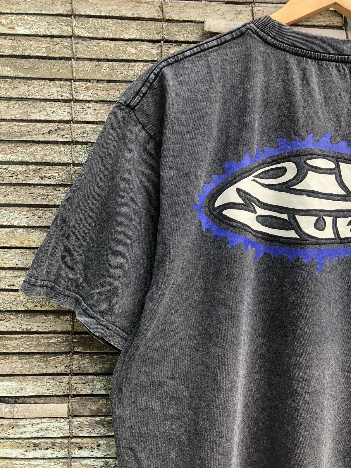 Vintage Crazy Vintage Y2K Sunfaded Rip Curl Centre Logo Backhit Tee Size US L / EU 52-54 / 3 - 11 Thumbnail