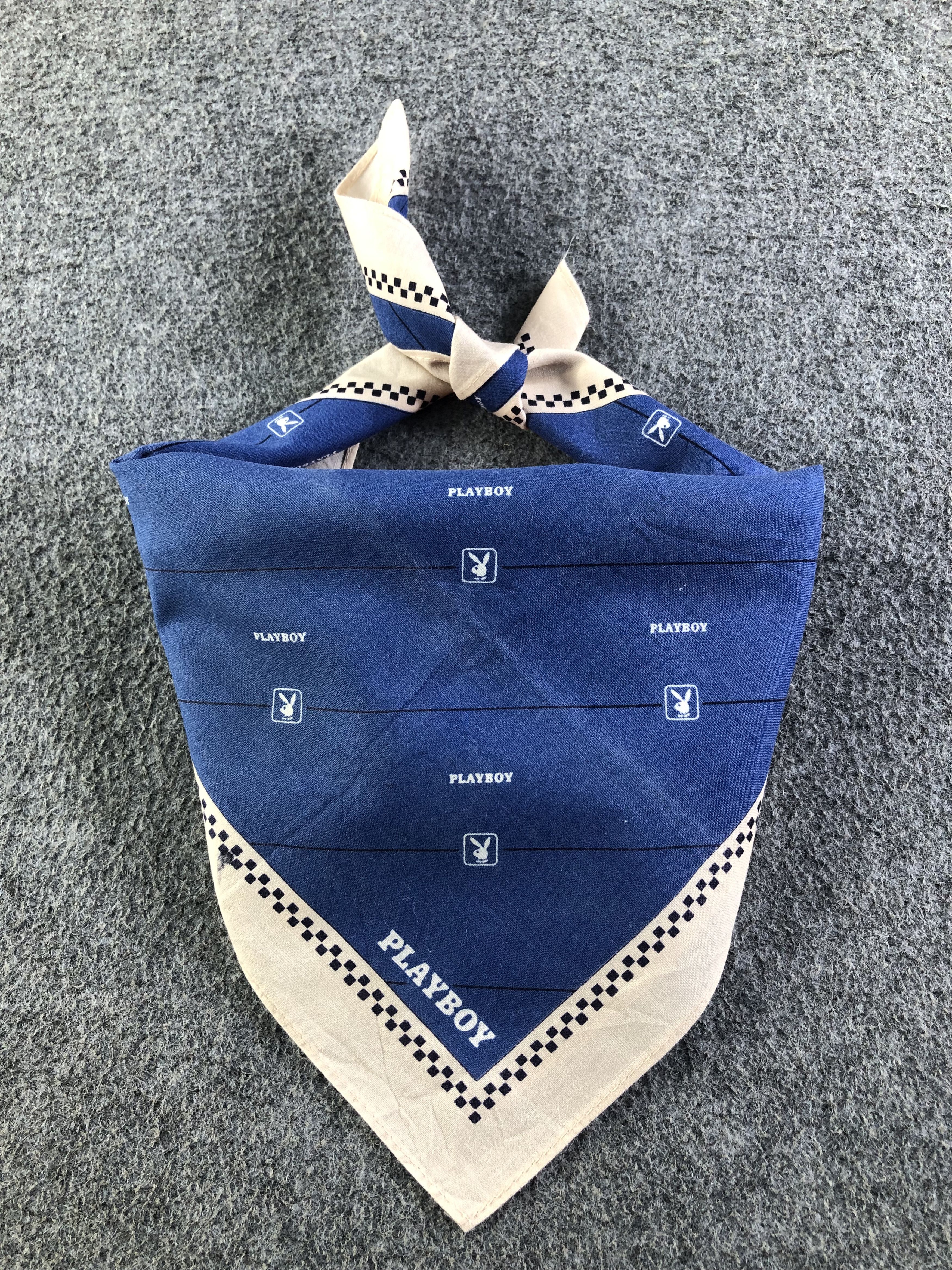 Playboy Playboy Handkerchief / Bandana / Neckerchief C366 Size ONE SIZE - 1 Thumbnail