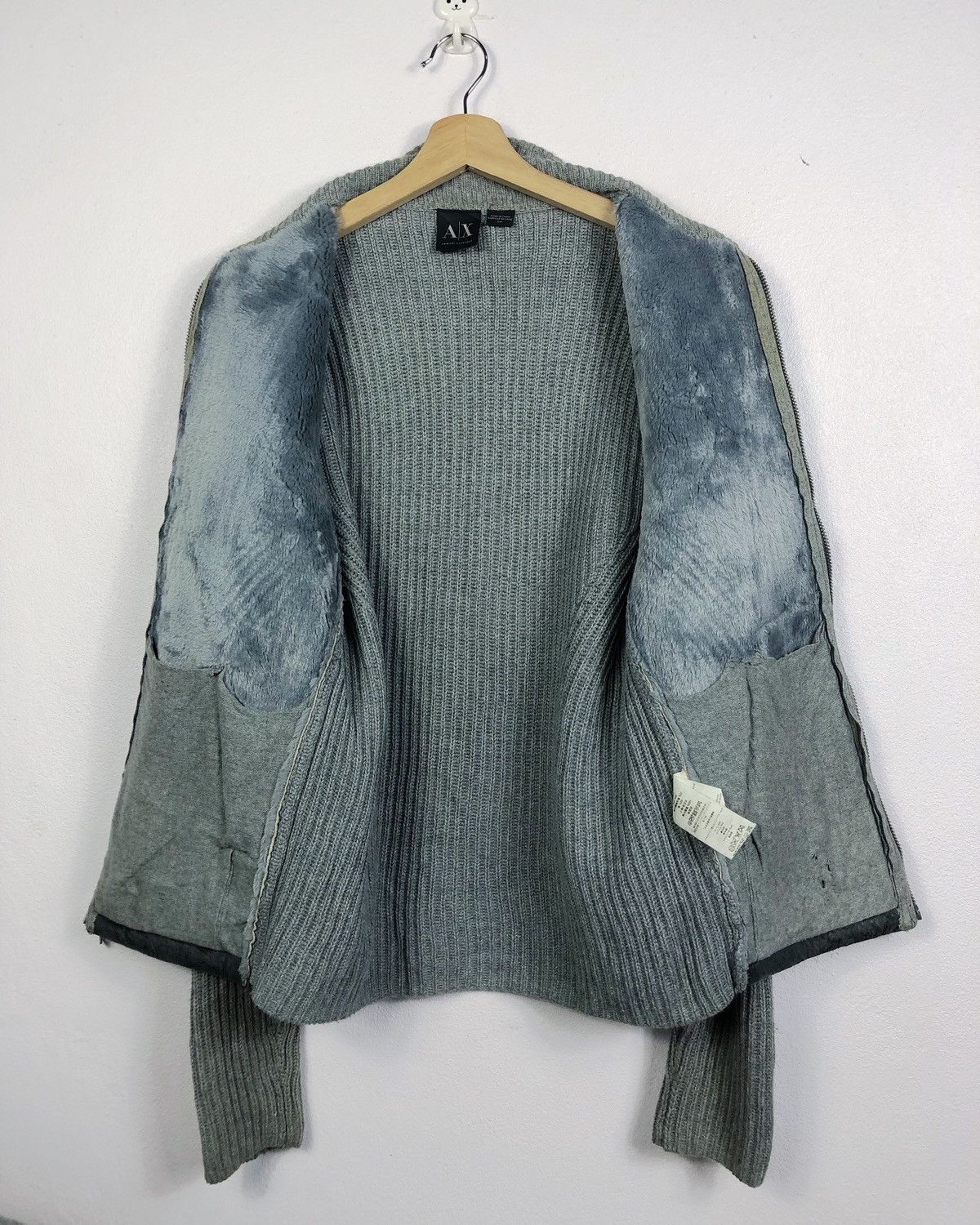 Armani Exchange Rare Armani Exchange AX Acrylic Knitwear Zipper Sweatshirt Size US S / EU 44-46 / 1 - 8 Thumbnail