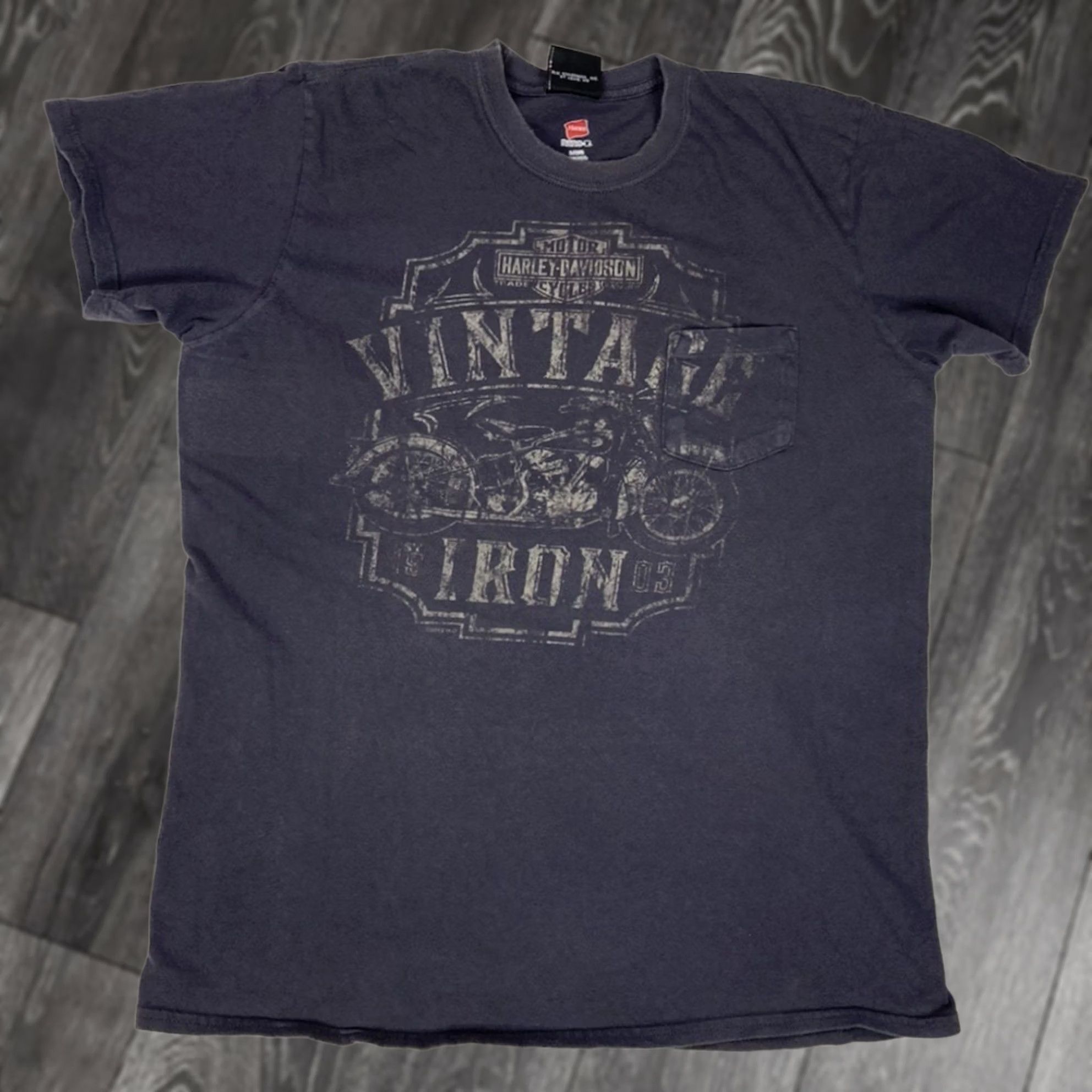 Harley Davidson VINTAGE Harley-Davidson Miami Florida Graphic Pocket T-shirt Men Large Gray Calcified? Size US L / EU 52-54 / 3 - 1 Thumbnail