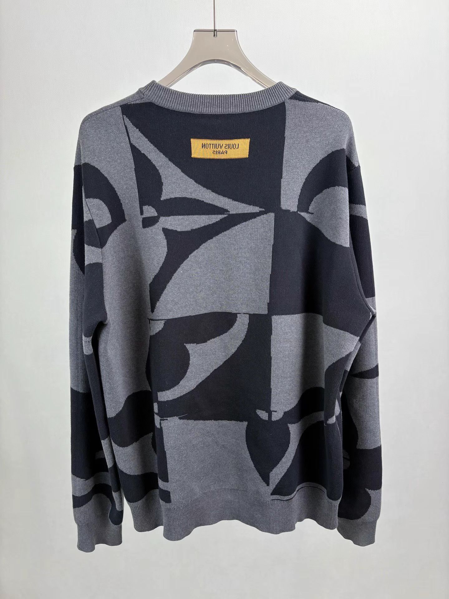 Louis Vuitton LOUIS VUITTON Pattern Knit Sweater K1 Size US XL / EU 56 / 4 - 2 Thumbnail