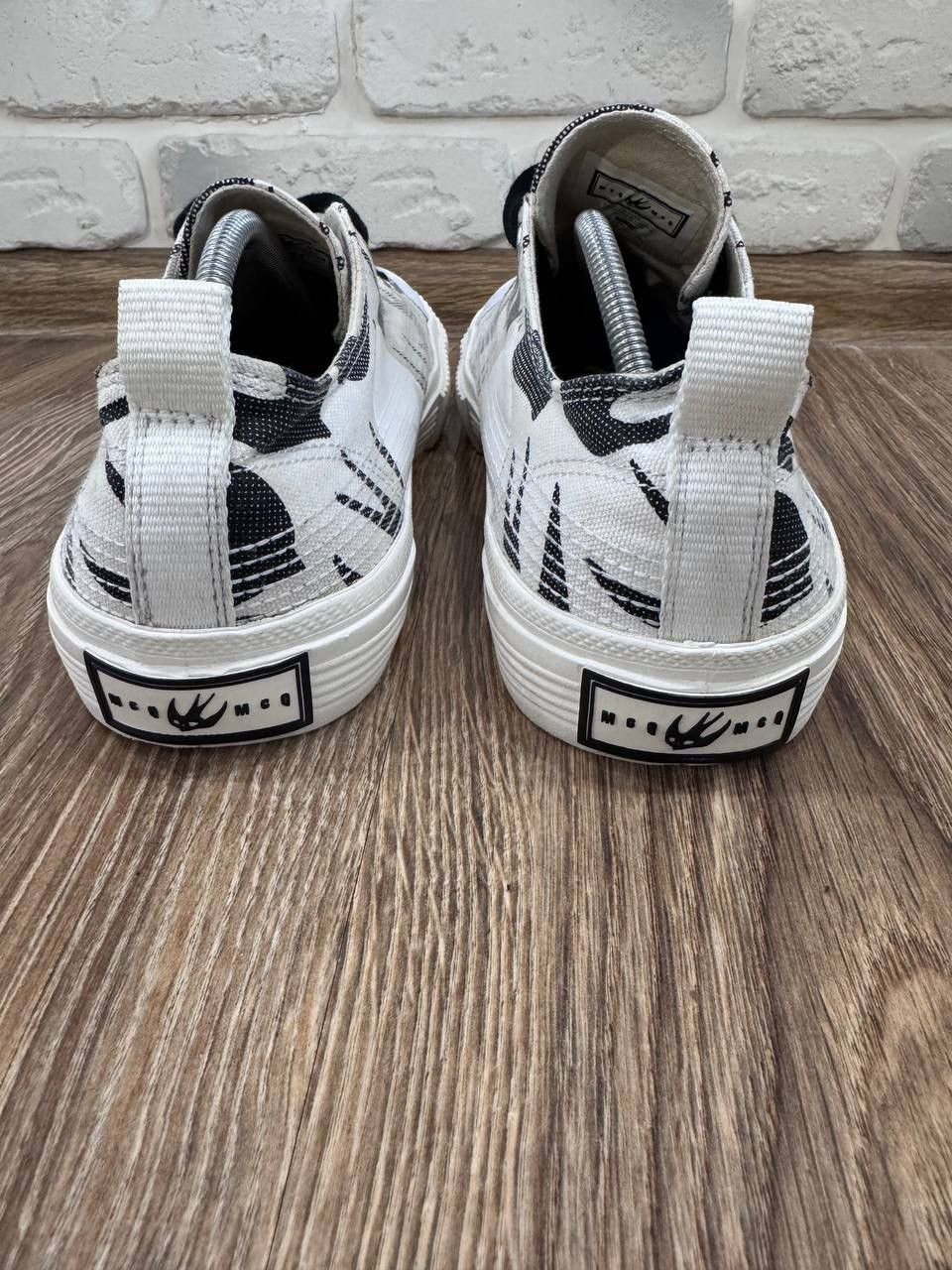 McQ Alexander McQueen McQ Alexander McQueen Men Swallow Plimsoll Sneakers Shoes Size US 10 / EU 43 - 12 Thumbnail