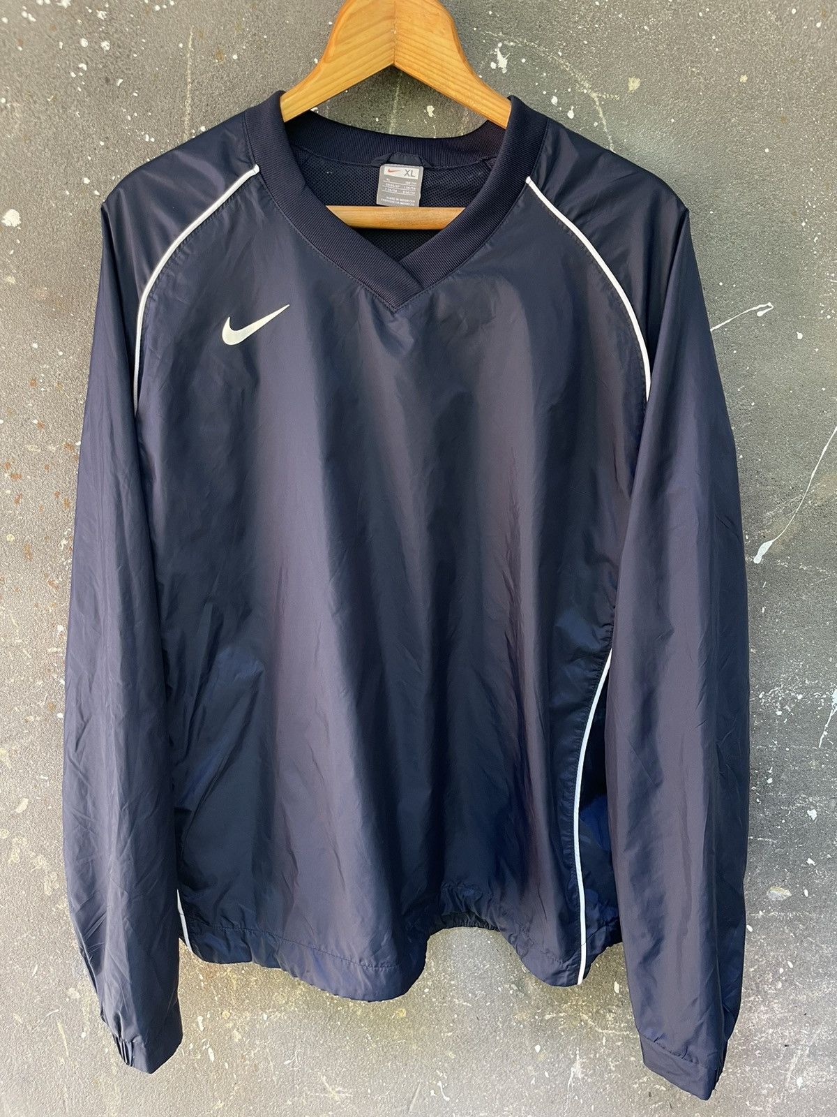 Nike Vintage Nike Nylon 90’s Sweatshirt Y2K Swoosh RARE Size US XL / EU 56 / 4 - 3 Thumbnail
