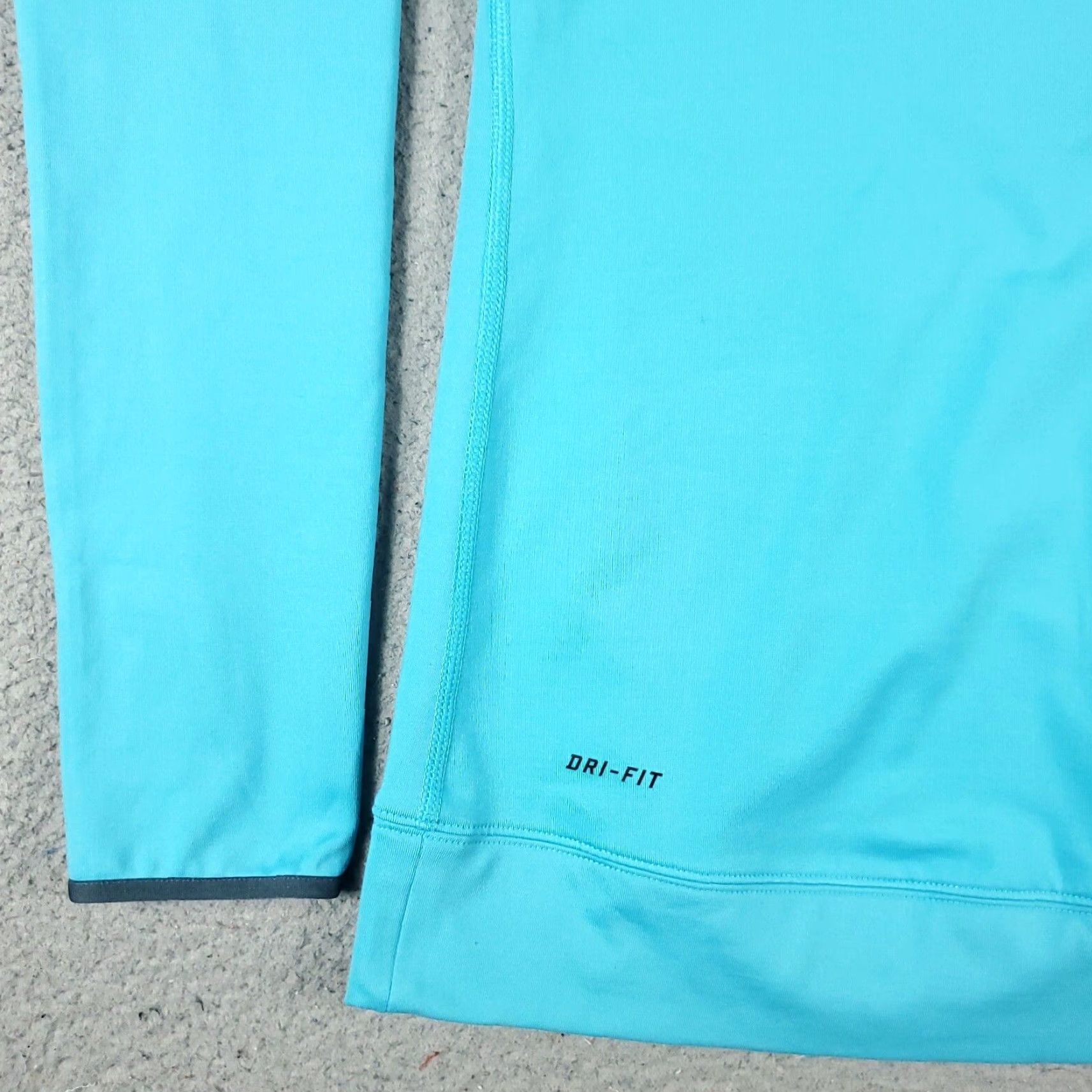 Nike Nike Women's Small Blue Pullover Hoodie Sweatshirt Casual Activewear Slim Fit Swoosh Logo Size S / US 4 / IT 40 - 3 Thumbnail