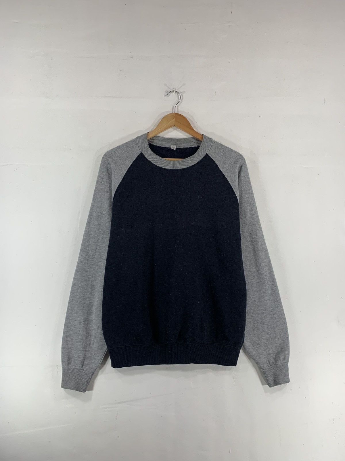 Uniqlo × Vintage Uniqlo Sweatshirt Size US L / EU 52-54 / 3 - 1 Thumbnail