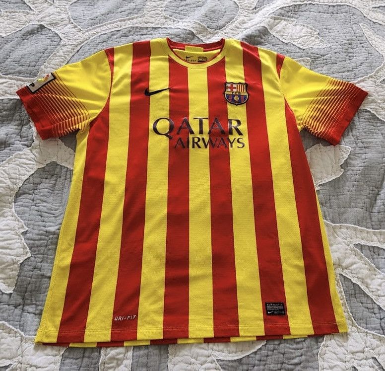 Nike Barcelona Jersey Size US XL / EU 56 / 4 - 1 Thumbnail