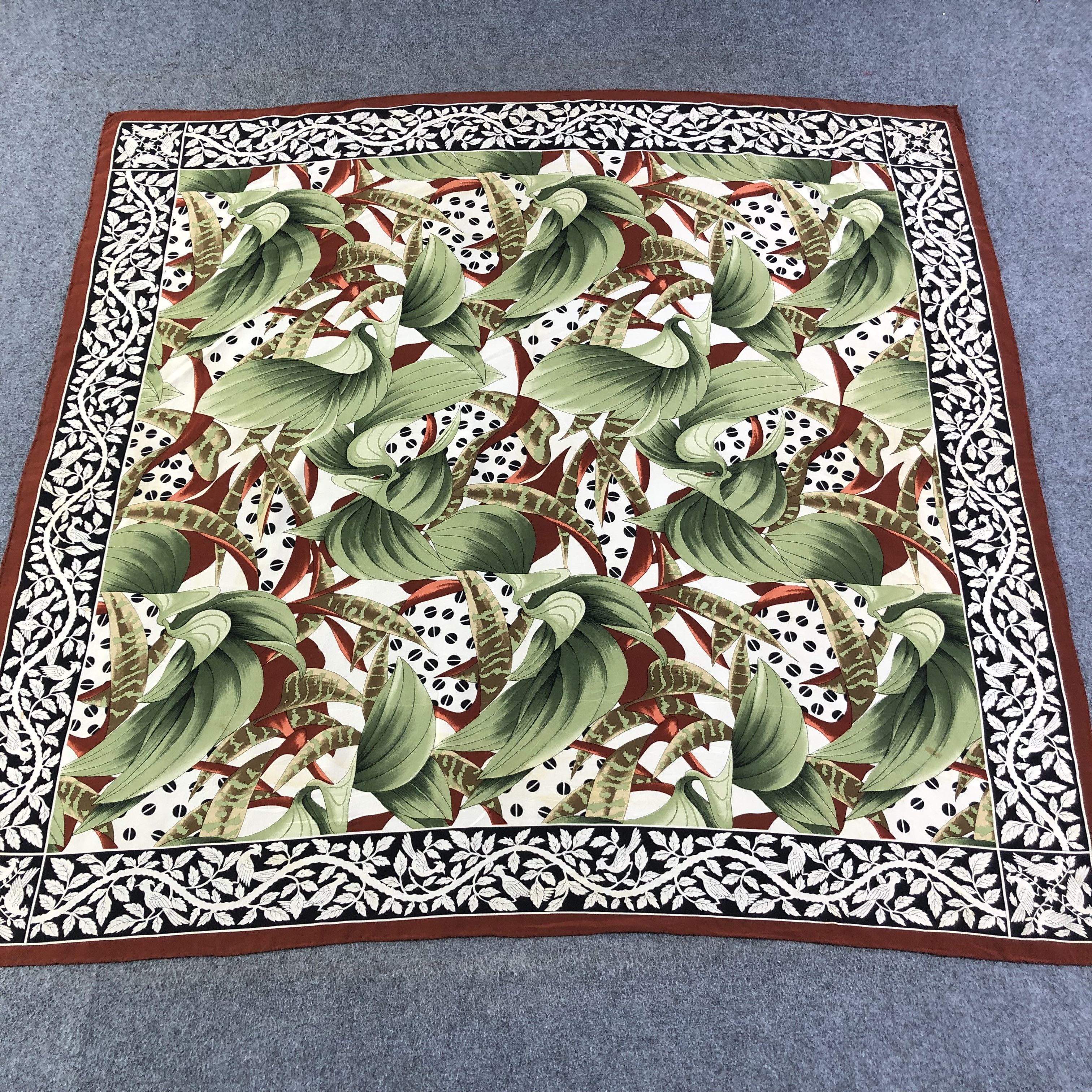 Luxury Floral Hand Rolled Silk Scarf M798