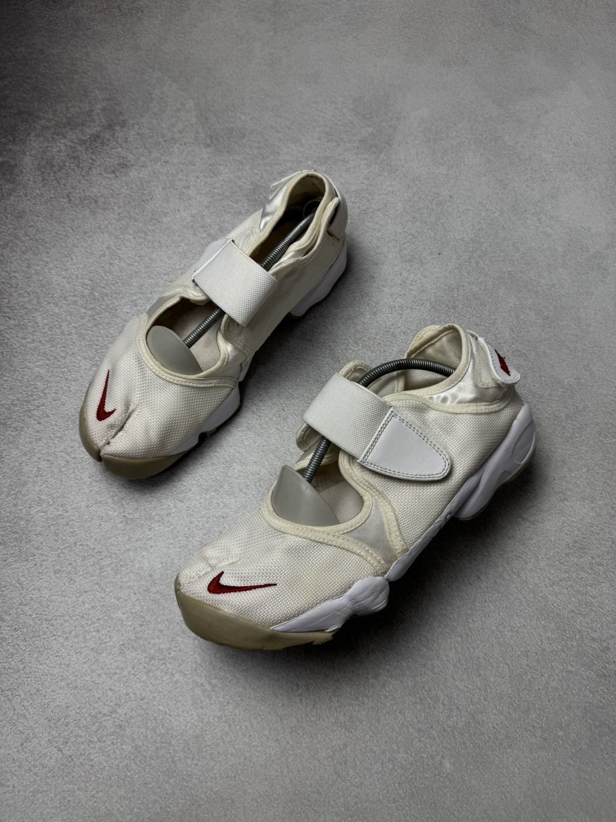 Nike Nike Air Rift vintage Sandals Tabi Shoes mule clogs y2k ACG Size US 10 / EU 43 - 1 Thumbnail
