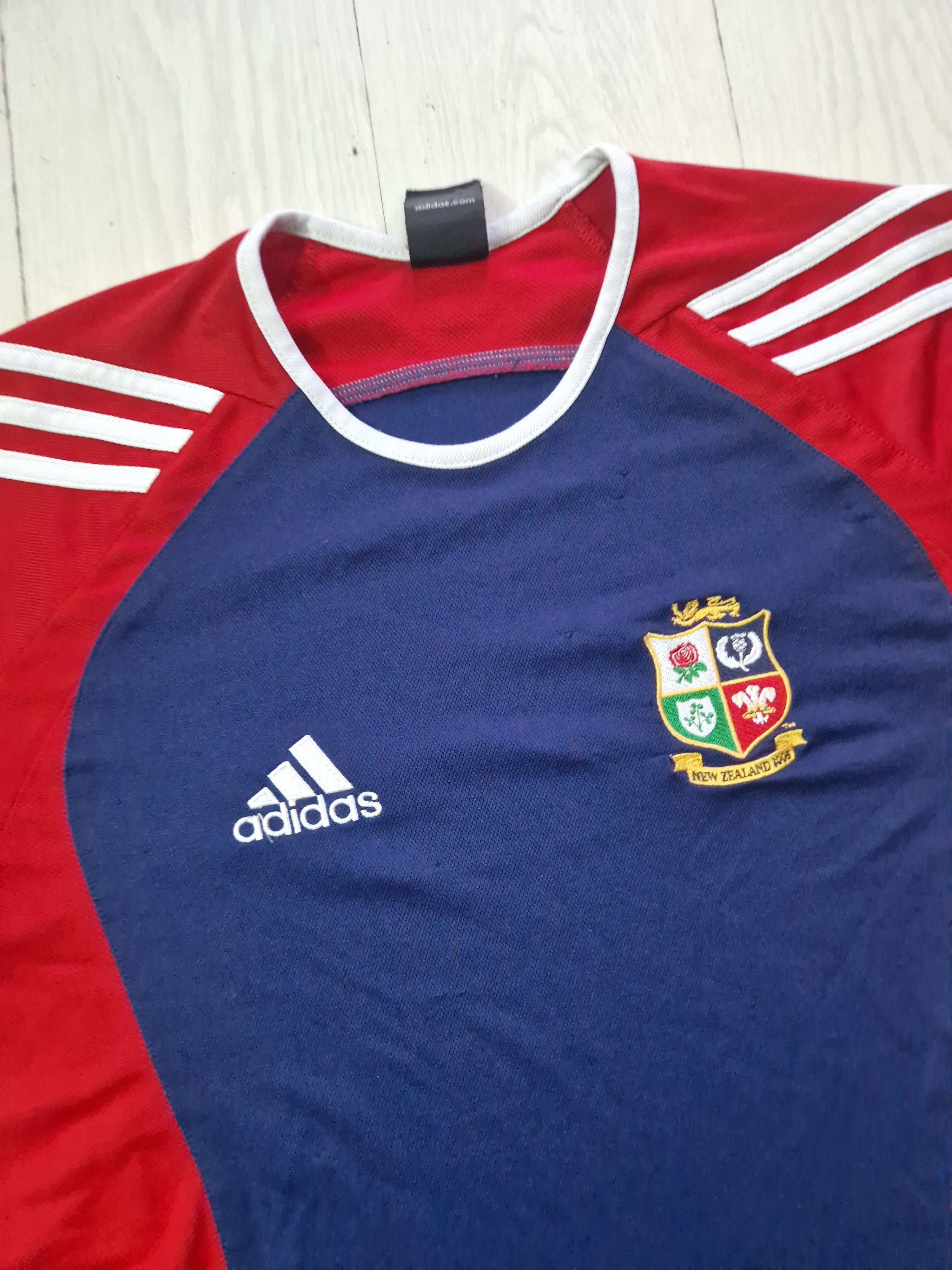 Adidas × Vintage Vintage 2005 new zealand soccer jersey football adidas Size US M / EU 48-50 / 2 - 1 Thumbnail