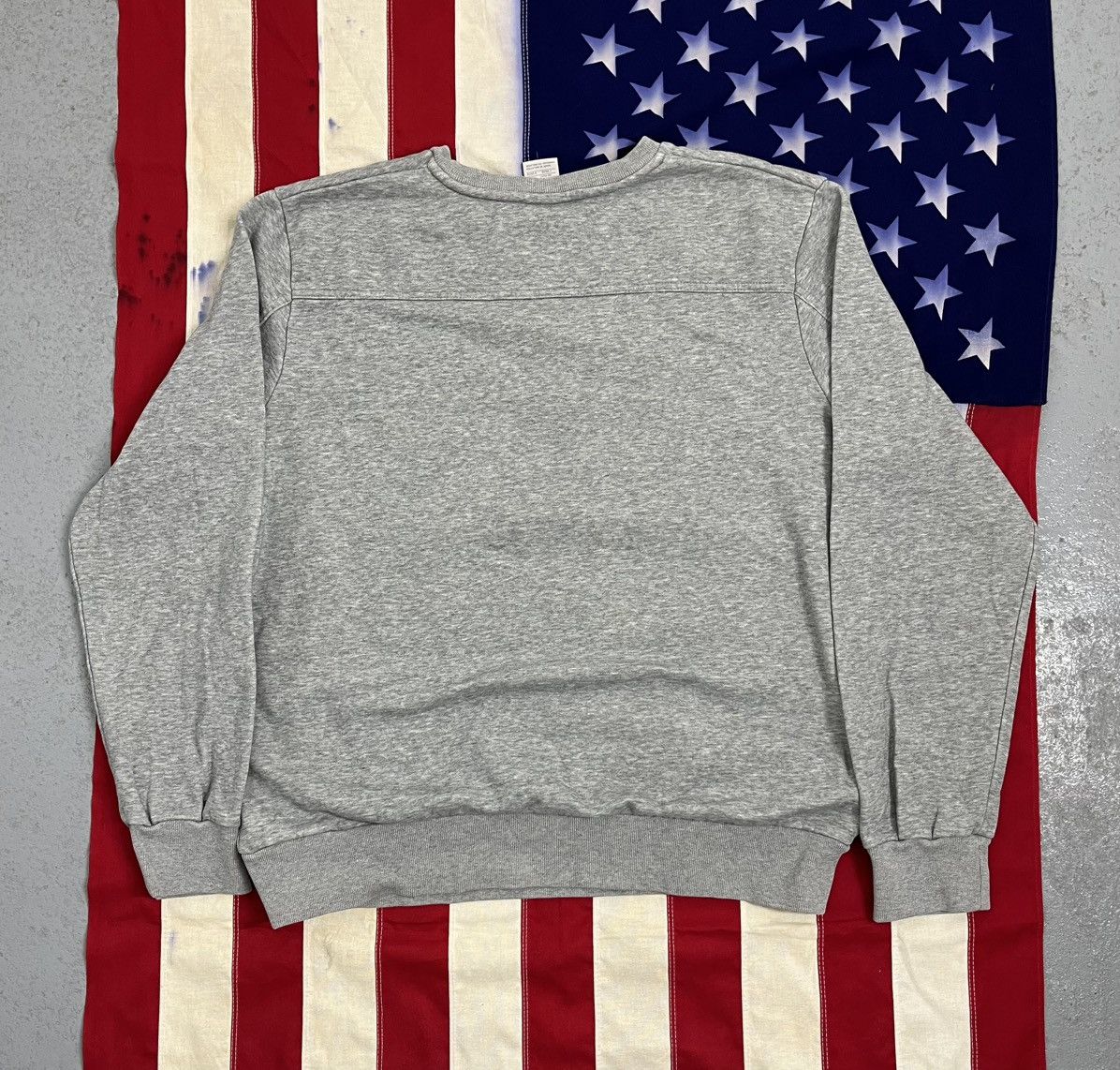 Nike Nike Vintage Style Cascades NTF Sweatshirt Size US XL / EU 56 / 4 - 4 Thumbnail