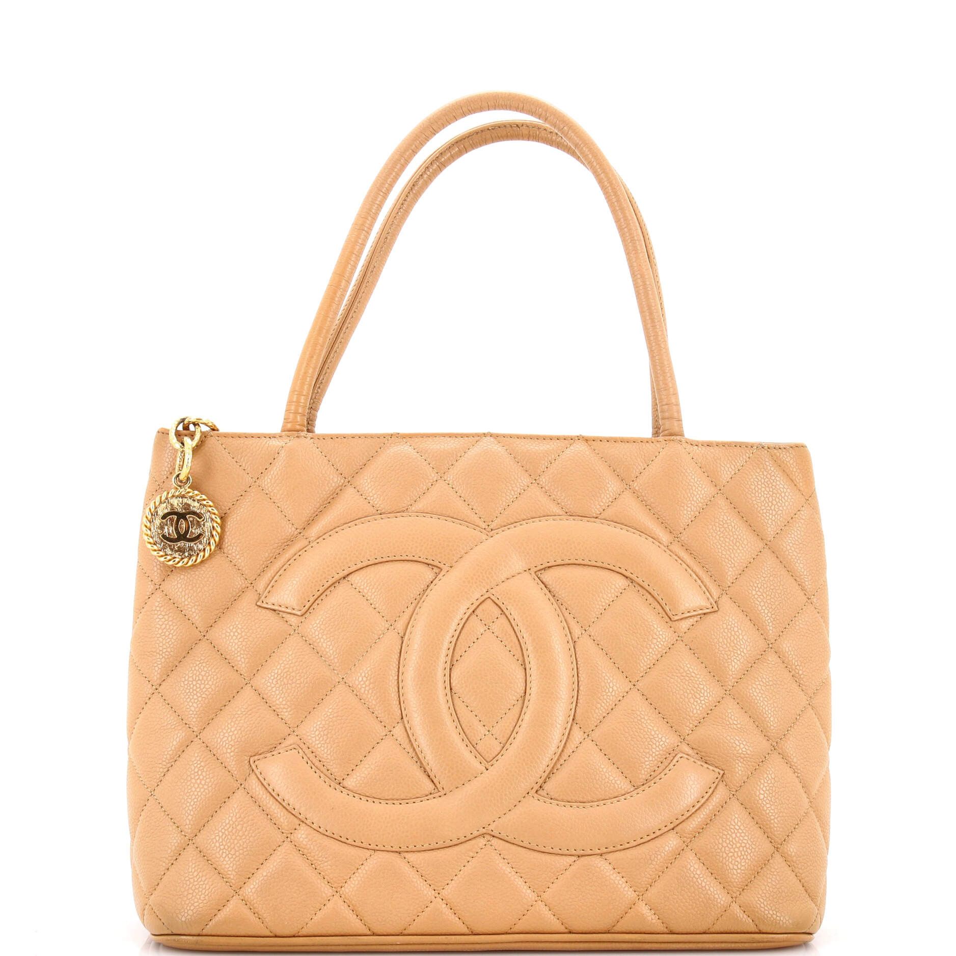 Chanel Medallion Tote Size ONE SIZE - 1 Thumbnail