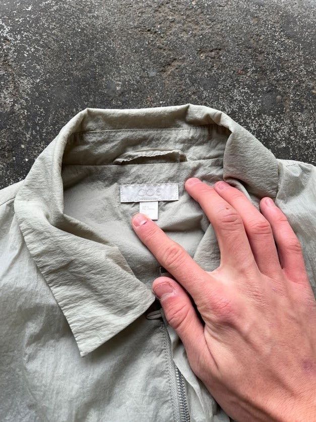 Cos COS Sheer Rain Jacket Size US XL / EU 56 / 4 - 4 Thumbnail