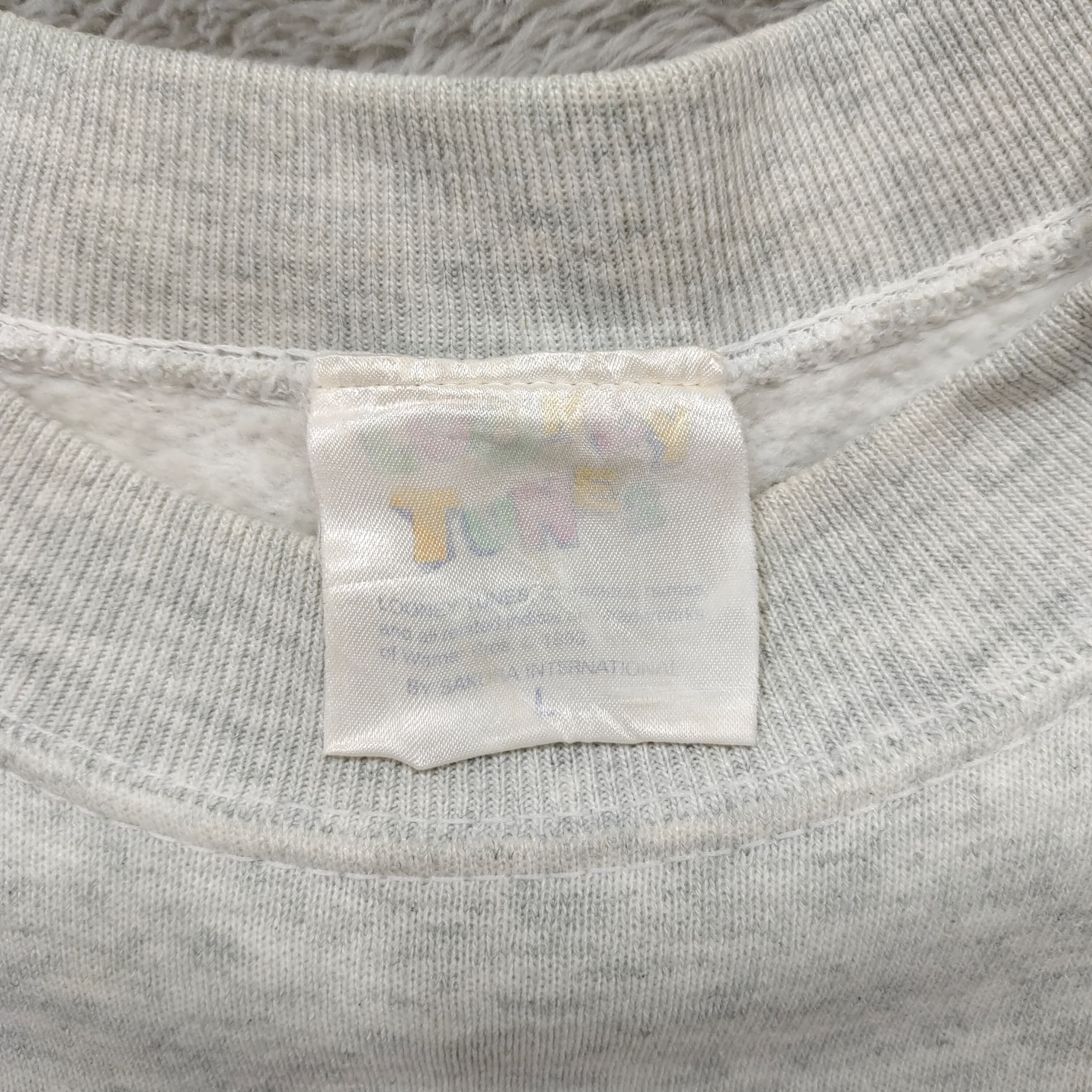 Warner Bros VINTAGE BUGS BUNNY LOS ANGELAS HIP HOP CREWNECK SWEATSHIRT Size US L / EU 52-54 / 3 - 6 Thumbnail