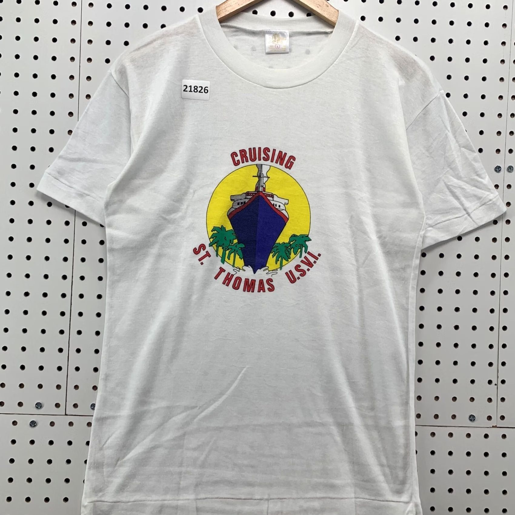 Fruit Of The Loom VINTAGE Cruising ST Thomas Shirt Mens Large White Single Stitch 19x28 Size US L / EU 52-54 / 3 - 6 Thumbnail