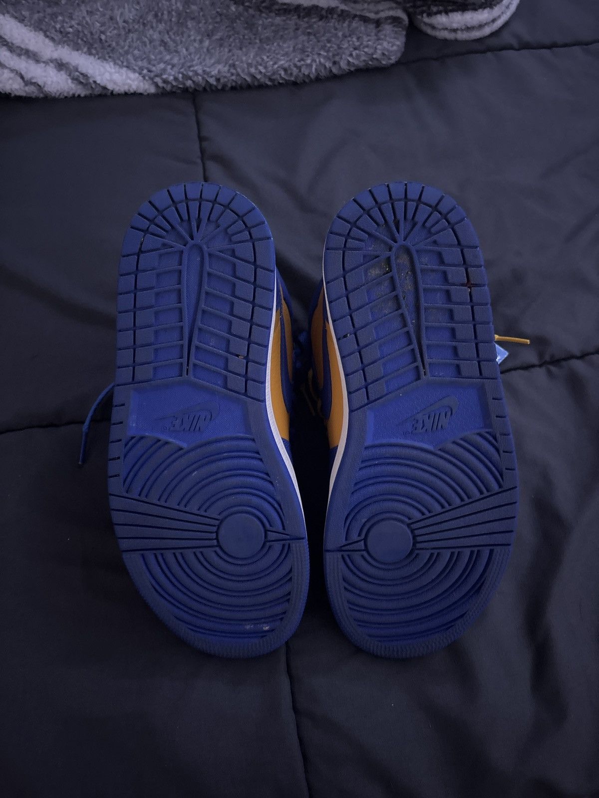 Jordan Brand Jordan 1 reverse laney Size US 6.5 / EU 39-40 - 7 Thumbnail