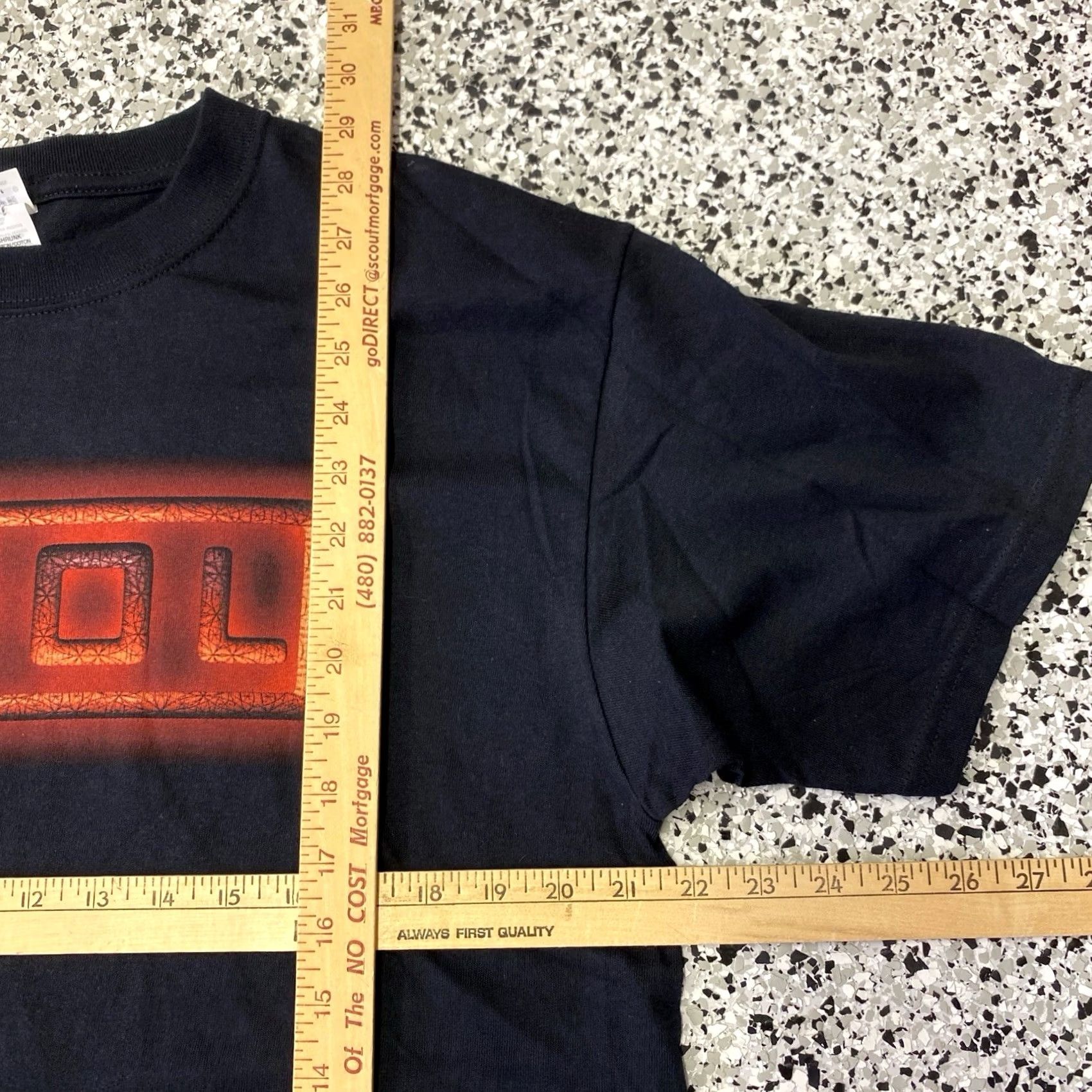 Anvil VINTAGE Anvil T-Shirt Los Angeles California Logo Crew Neck Circle Black Mens Large/XL? Wait, not allowed to add or guess sizes. Size US L / EU 52-54 / 3 - 2 Thumbnail