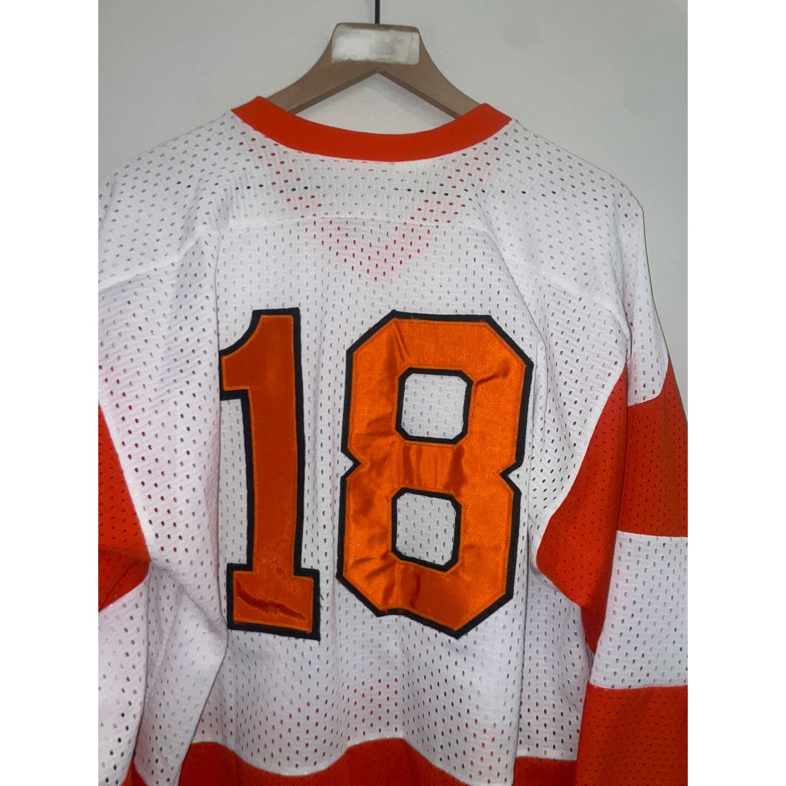 Vintage Vintage Hockey Jersey Opti No Bull #18 White Stained LS VTG Size US L / EU 52-54 / 3 - 8 Thumbnail