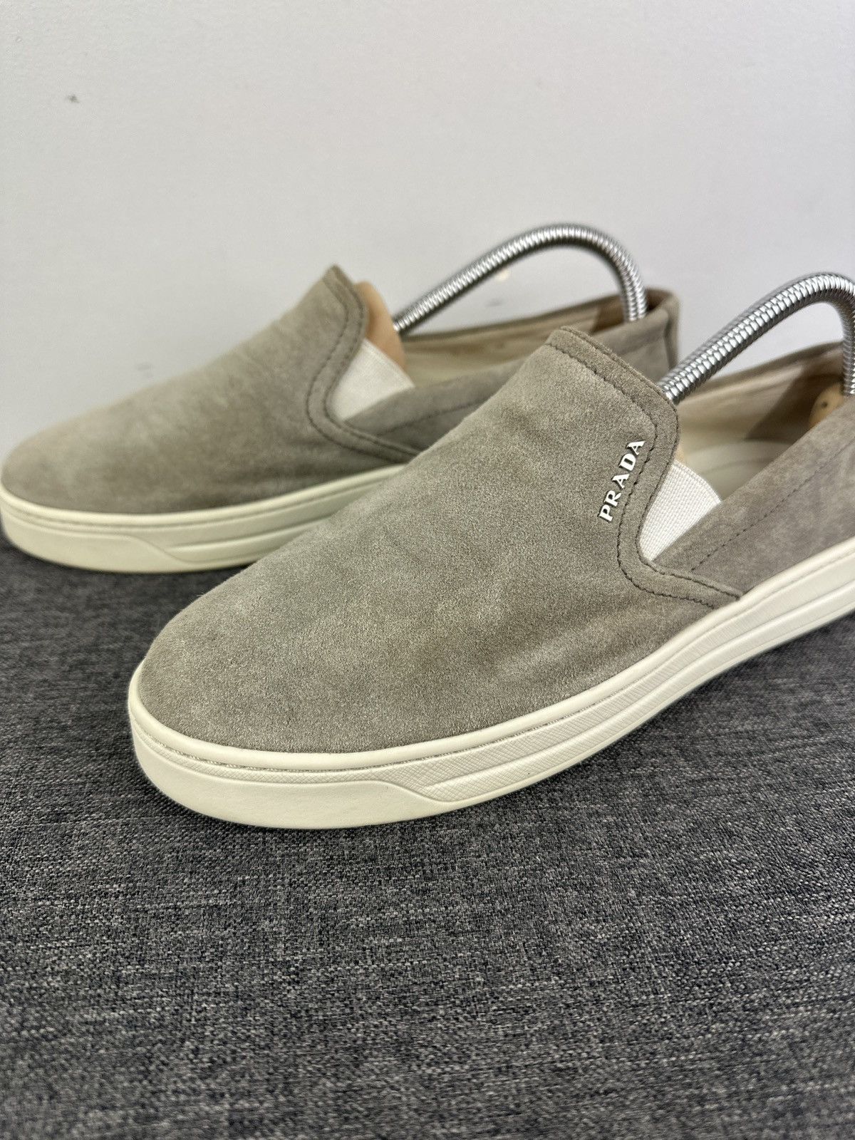 Prada Prada Women’s Suede Slip On Logo Shoes Loafers Moccasins Size US 7.5 / IT 37.5 - 5 Thumbnail