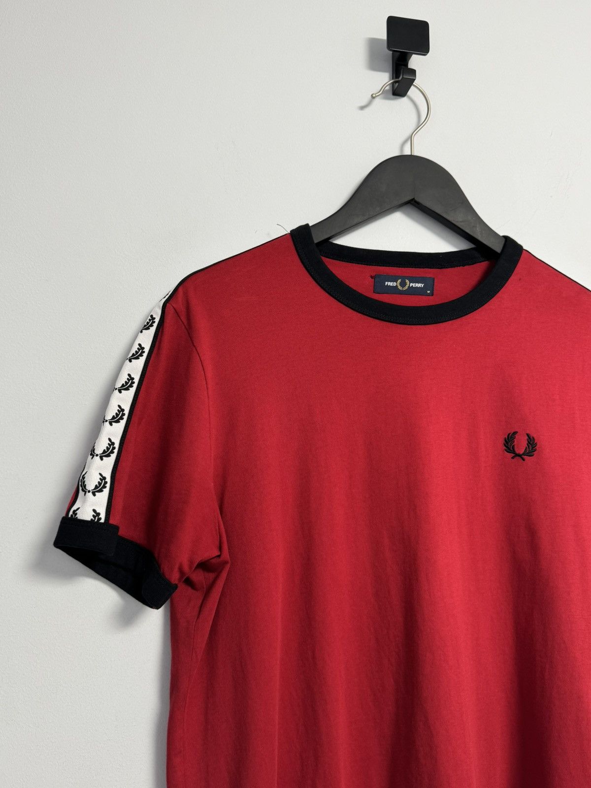 Fred Perry Fred Perry T-Shirt Vintage Y2K style Size US M / EU 48-50 / 2 - 2 Thumbnail