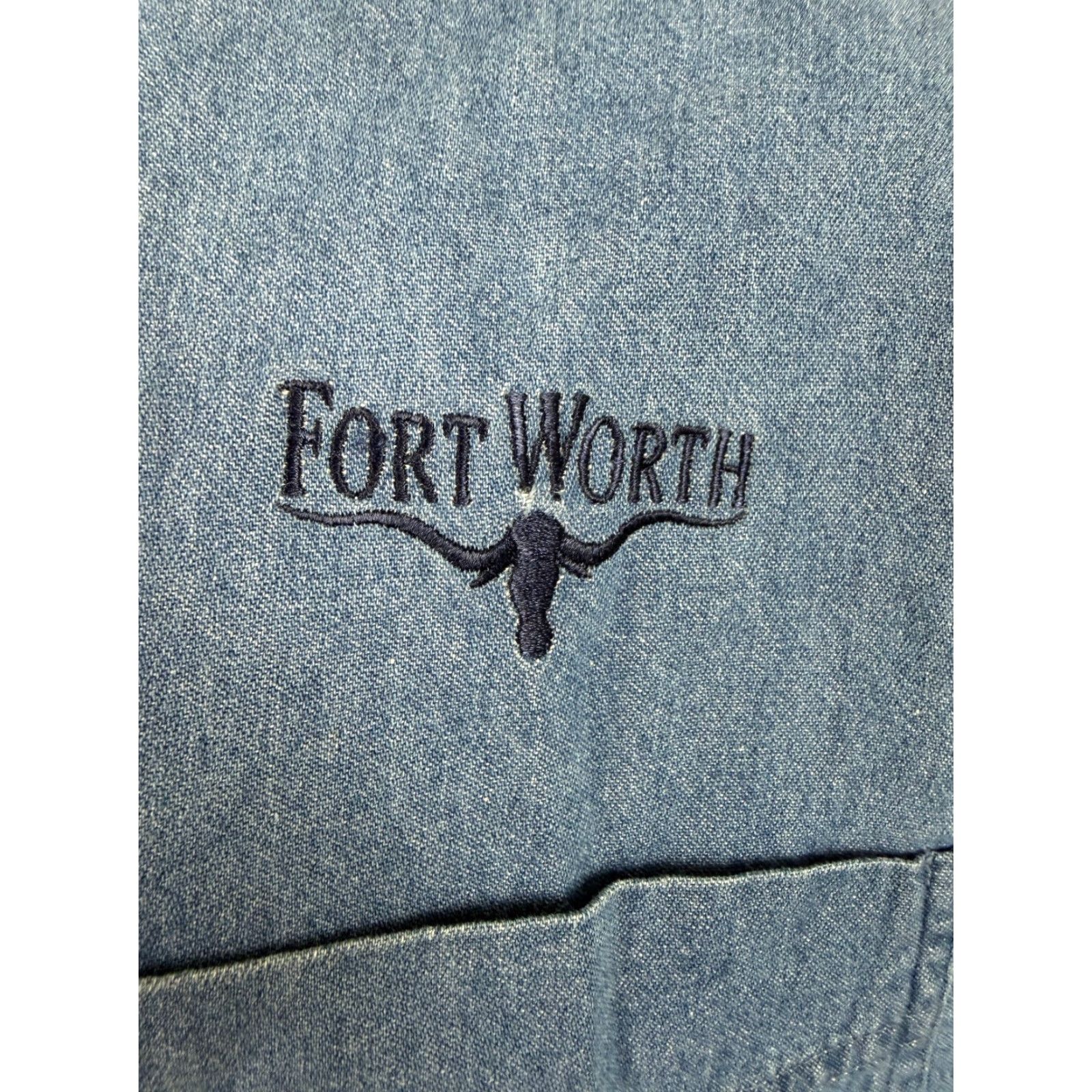 Vintage VINTAGE Fort Worth Denim Shirt Men XL Texas Long Horn Cowboy Button Up Minimal Shirt Men XL Blue Cotton Denim Embroidered 90s Texas Outdoor Y2K Size US XL / EU 56 / 4 - 3 Thumbnail