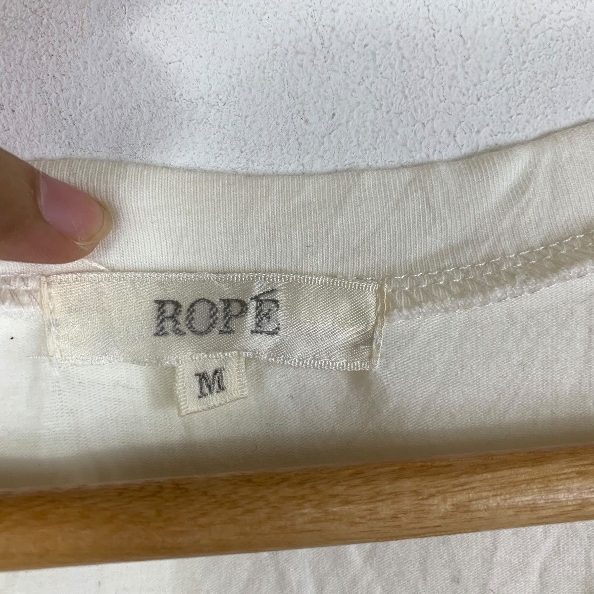 Vintage Vintage ROPE JAPAN PERFUME NO 7 Glitter Blouse Tee Shirt Size M / US 6-8 / IT 42-44 - 5 Thumbnail