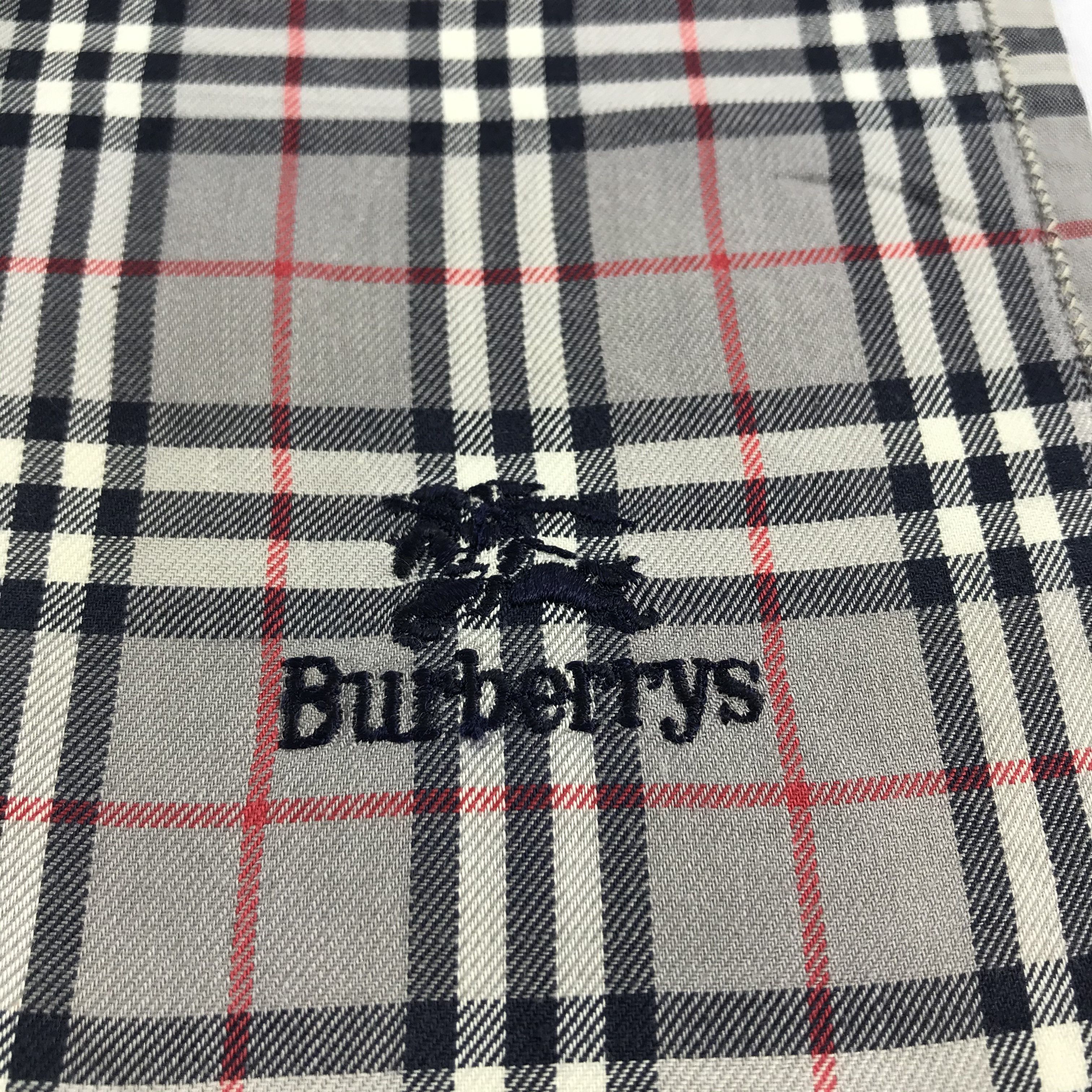 Burberry Burberrys Nova Check Handkerchief Neckerchief Bandana H821 Size ONE SIZE - 3 Thumbnail