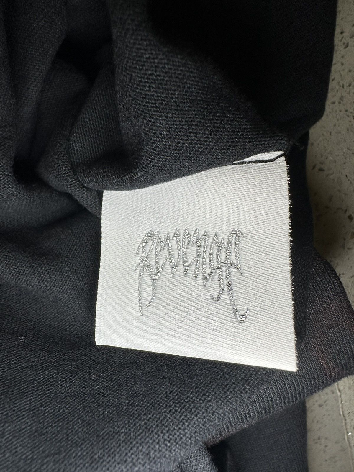 Revenge Rare Revenge Red Smoke Tee - Members Only Size US XL / EU 56 / 4 - 5 Thumbnail