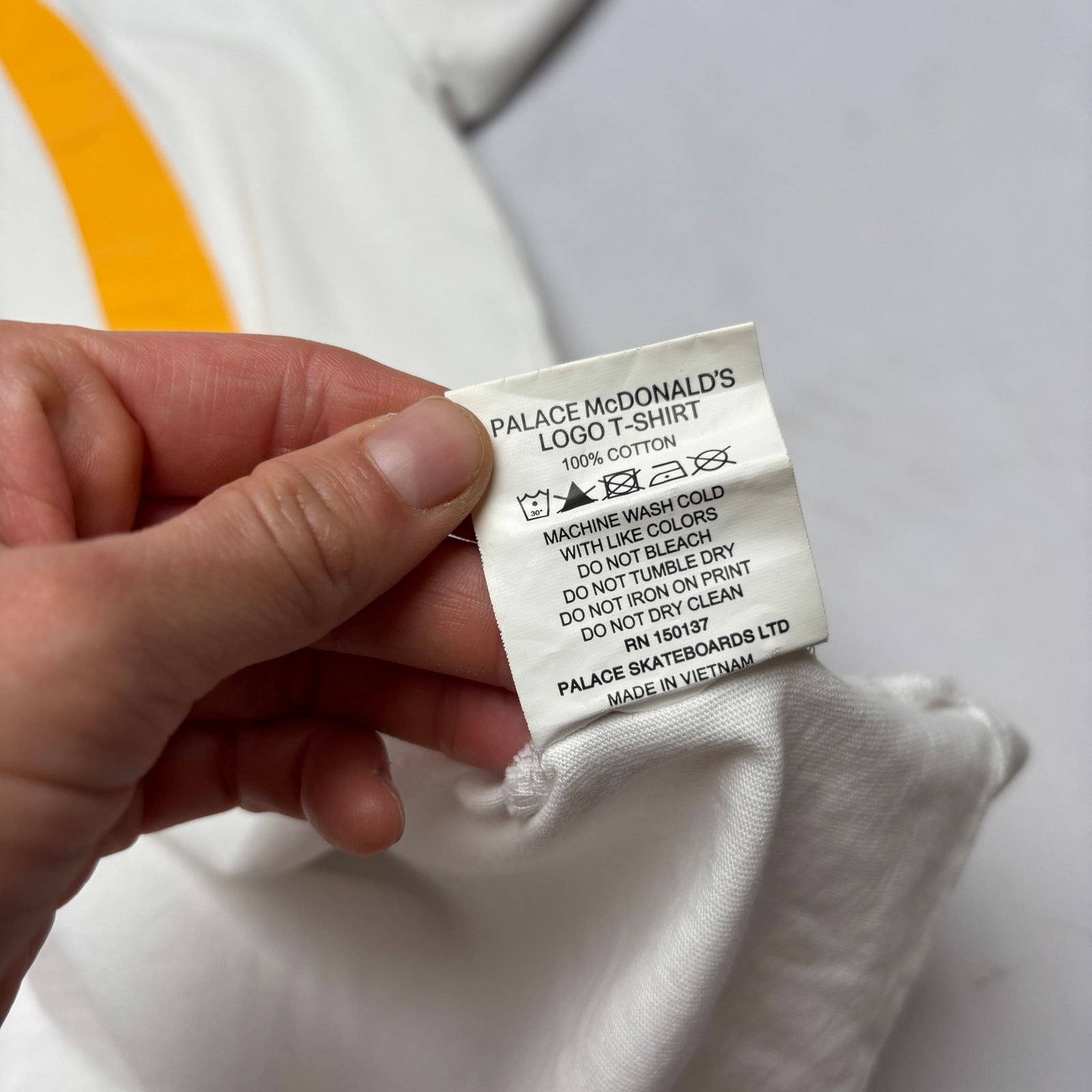 Palace Palace Skateboard McDonalds Golden Arch Logo T Shirt Medium Size US M / EU 48-50 / 2 - 8 Thumbnail
