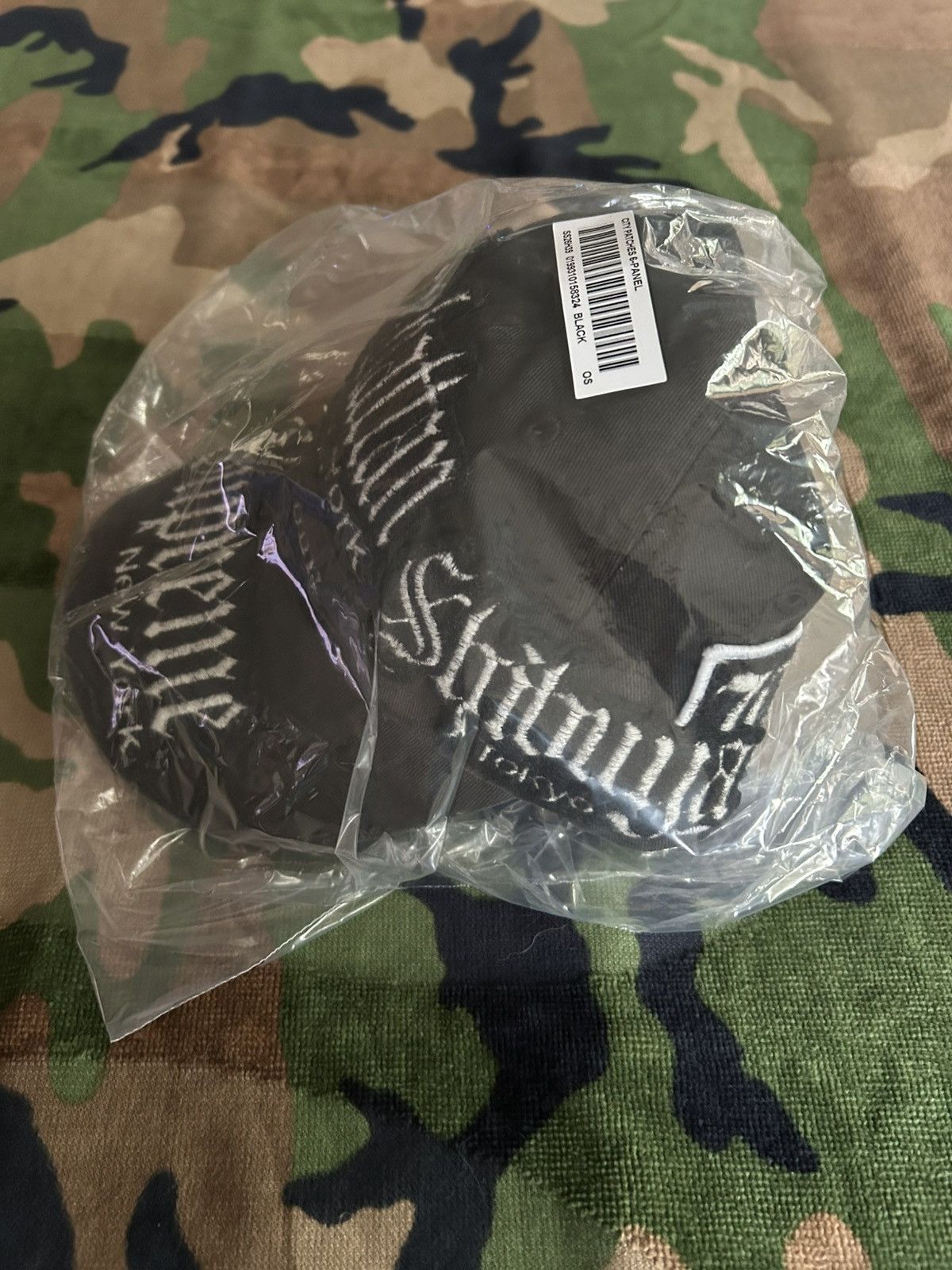 Supreme Supreme City Patches 6-Panel Black SS26 Size ONE SIZE - 6 Thumbnail