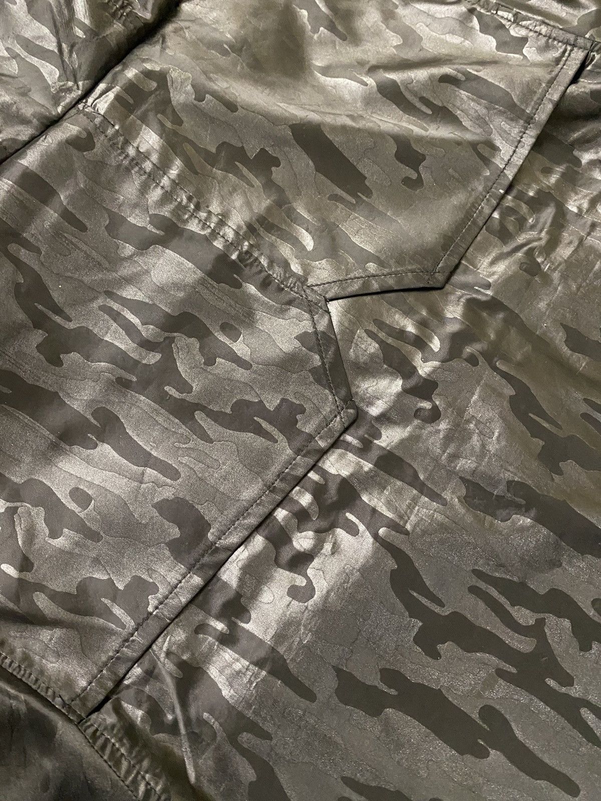 Drop Dead Clothing Drop Dead Stealth Camo Rain Jacket Rare Vintage Size US S / EU 44-46 / 1 - 8 Thumbnail
