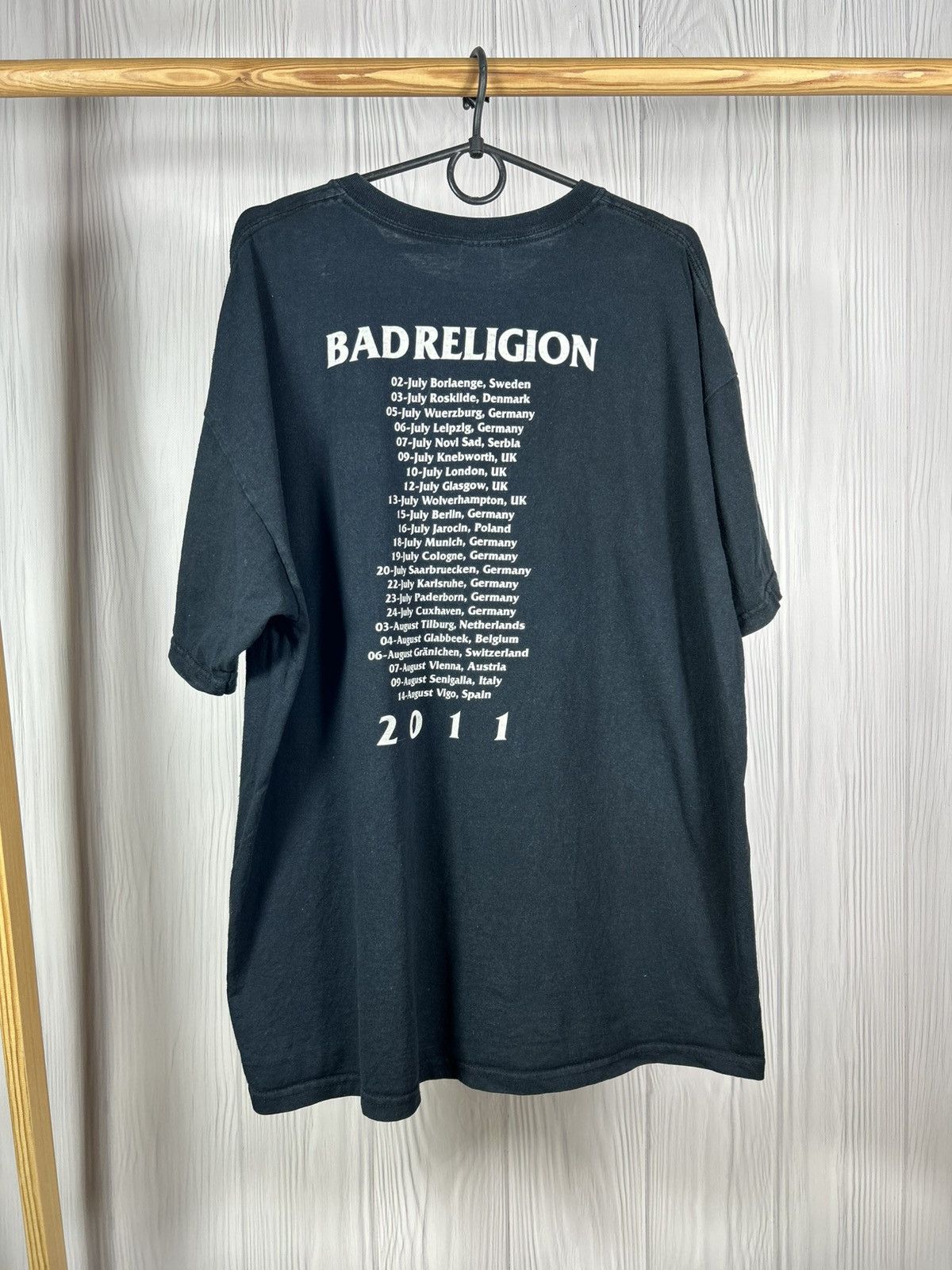 Band Tees Vintage Bad Religion Big Logo 2011 Tour T-Shirt Size XL Punk Size US XL / EU 56 / 4 - 6 Thumbnail