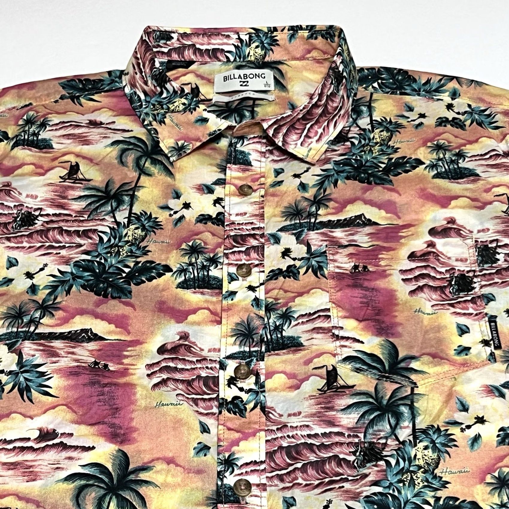Billabong Billabong Mens Button-Up Shirt Short Sleeve Hawaii Surf Print NWT Multicolor Cotton Blend Graphic Print Regular Fit Size US L / EU 52-54 / 3 - 2 Thumbnail