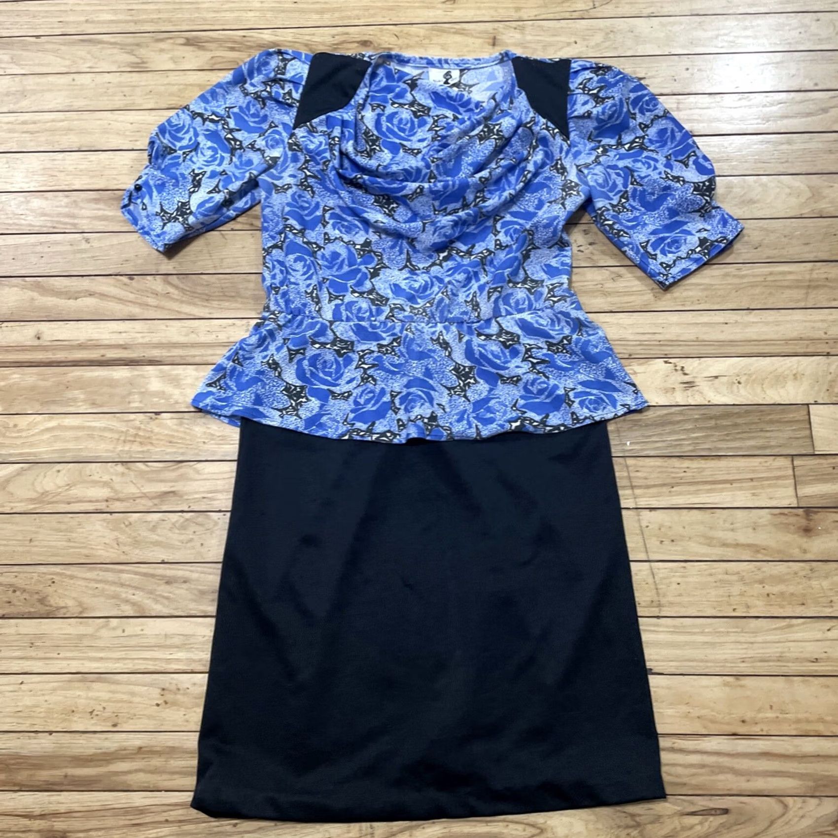 Vintage VINTAGE Nicki's Girl Sheath Dress Shirt Dress 80s Floral Blue Knee Length Ruched Peplum Cowl Neck Women Size 2 Girls Mens Womens Size XS / US 0-2 / IT 36-38 - 2 Thumbnail