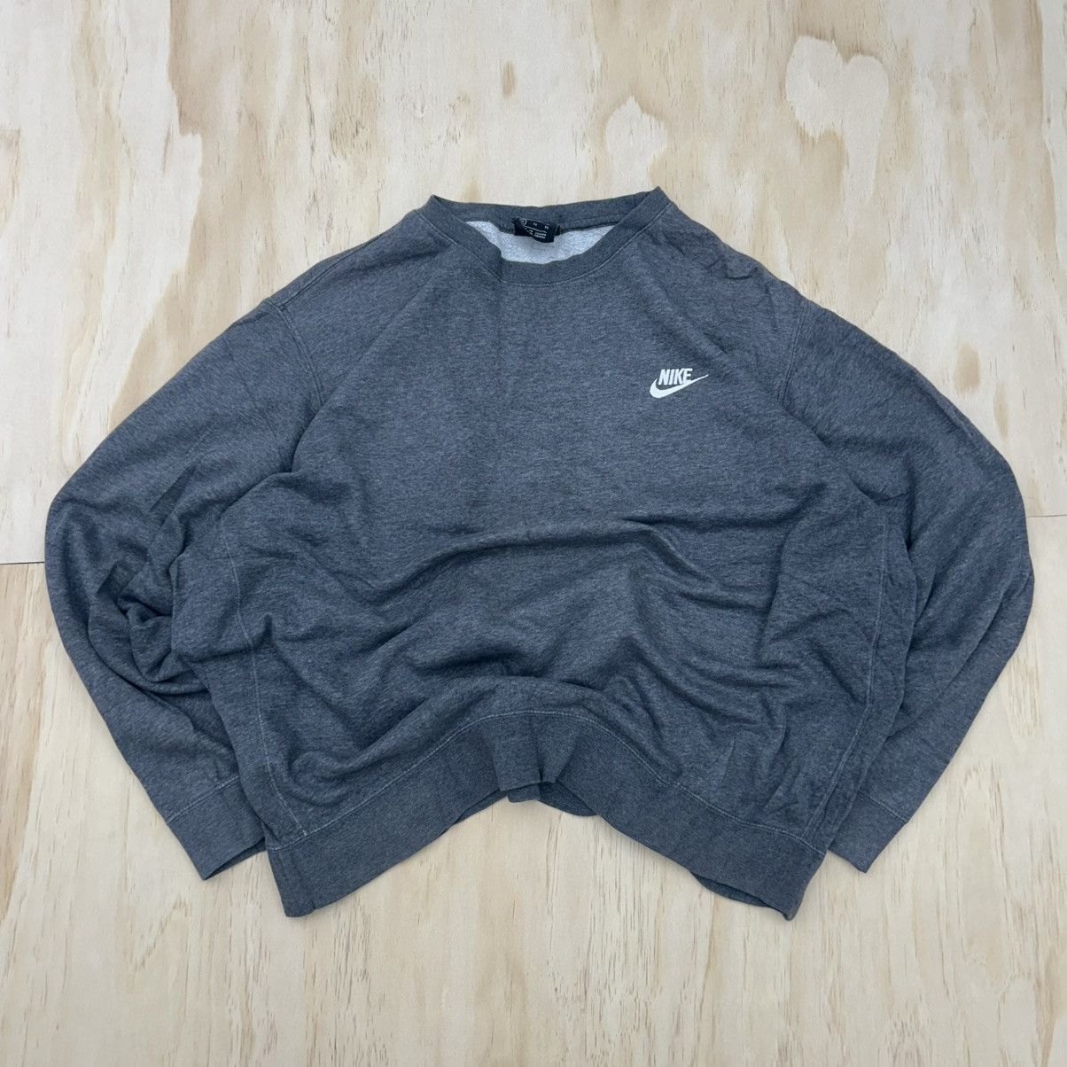 Nike Grey Vintage Nike Sweatshirt Crewneck Size US XL / EU 56 / 4 - 1 Thumbnail