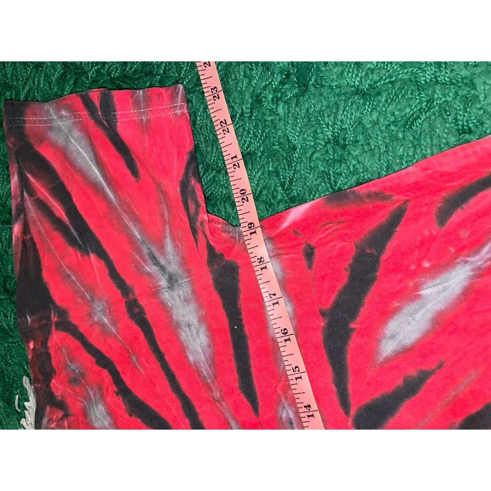Gildan Vintage The Ozarks Shirt Red Black Tie Dye Tee 2000s Medium Size US M / EU 48-50 / 2 - 7 Thumbnail