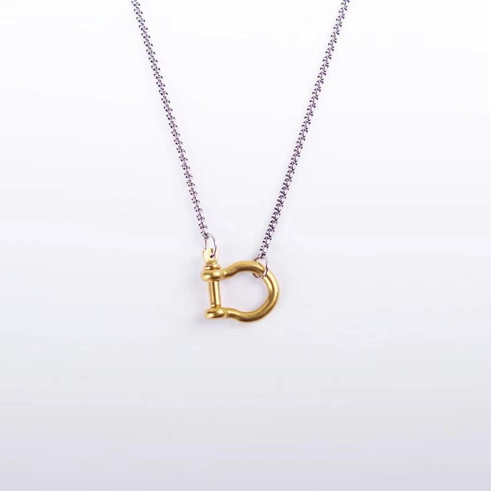 The Unbranded Brand Gold Silver Horseshoe Charm Necklace Unisex Size ONE SIZE - 2 Thumbnail