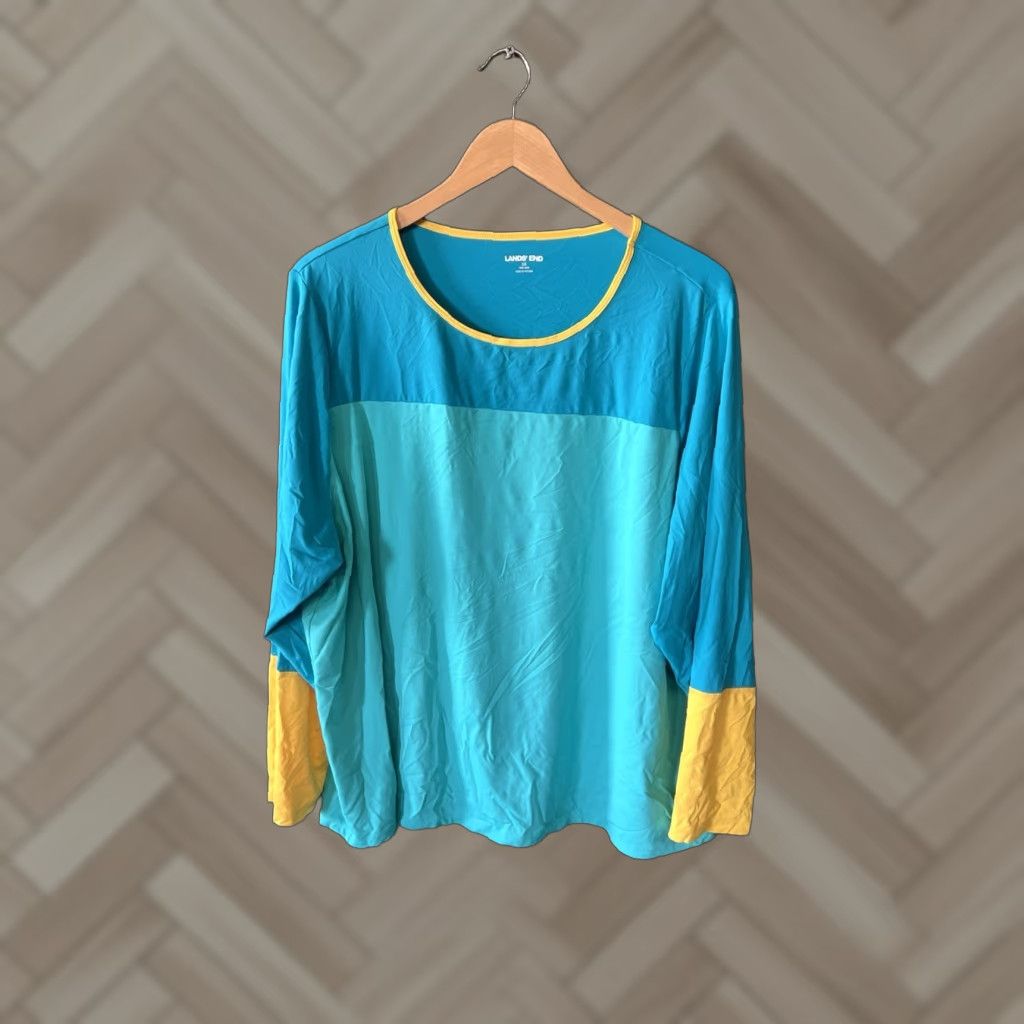 Lands' End Lands' End Womens Blue Long Sleeve Athletic Shirt Plus Size 3X | T-Shirt, Activewear, Athletic, Long Sleeve, Blue, 3X, Womens Size XXL / US 16-18 / IT 52-54 - 1 Thumbnail