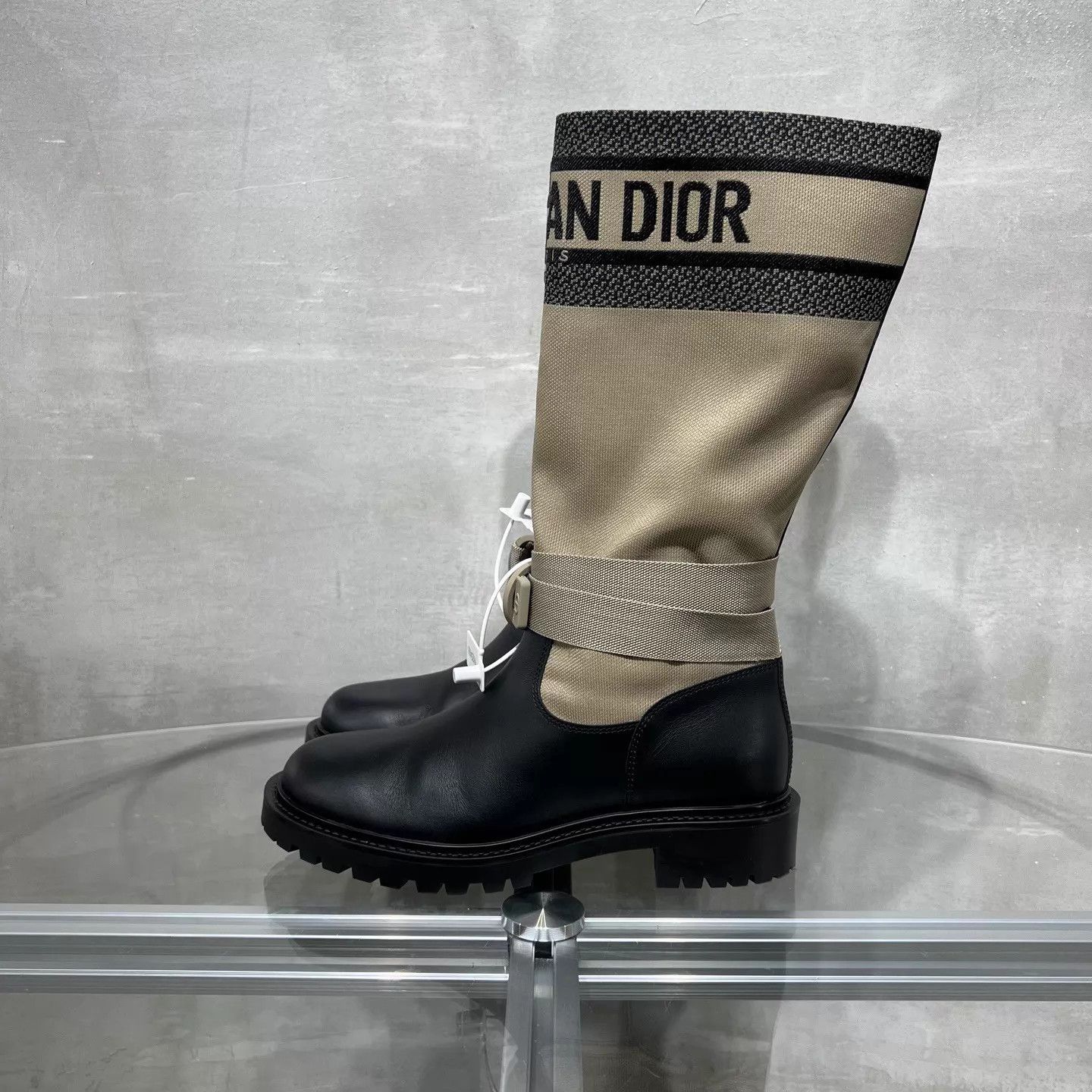 Dior Dior D-Major khaki colorblocked riding boots size 38.5 Size US 8 / IT 38 - 3 Thumbnail