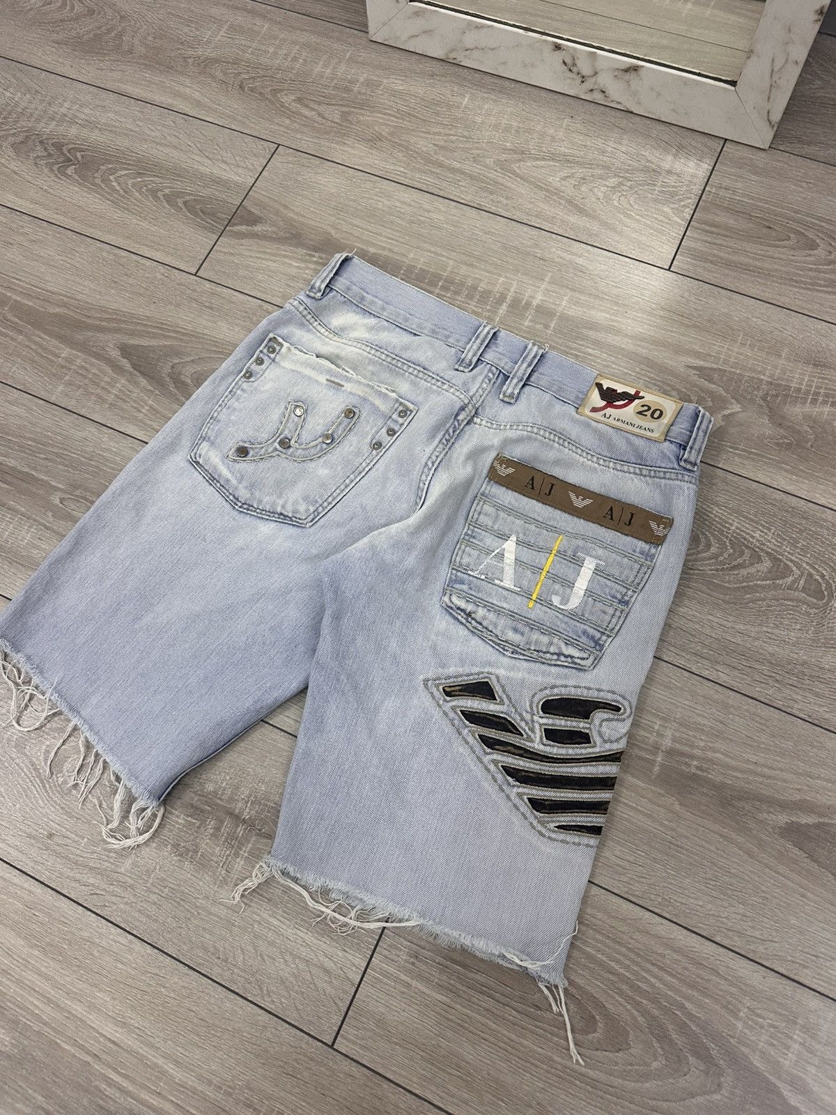 Armani Armani Jeans Vintage Big Logo Y2K Shorts Size US 32 / EU 48 - 4 Thumbnail