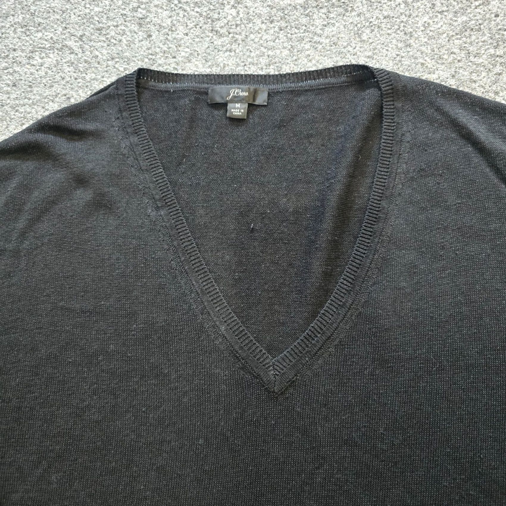 J.Crew J.CREW Sweater Womens Medium Black Linen Blend Sheer V-Neck Pullover Casual Capsule Knit Pullover Shirt Women’s Fashion Preppy Fall Winter Spring Size M / US 6-8 / IT 42-44 - 2 Thumbnail